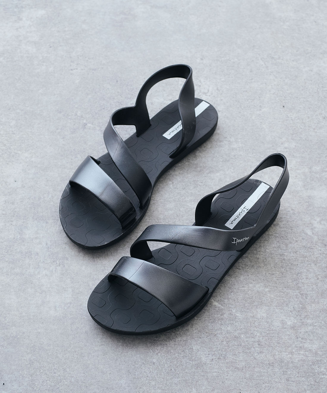フェリシモファッションニュース|Ipanema VIBE SANDAL サンダル SILVER【WEB LIMITED ITEMS】