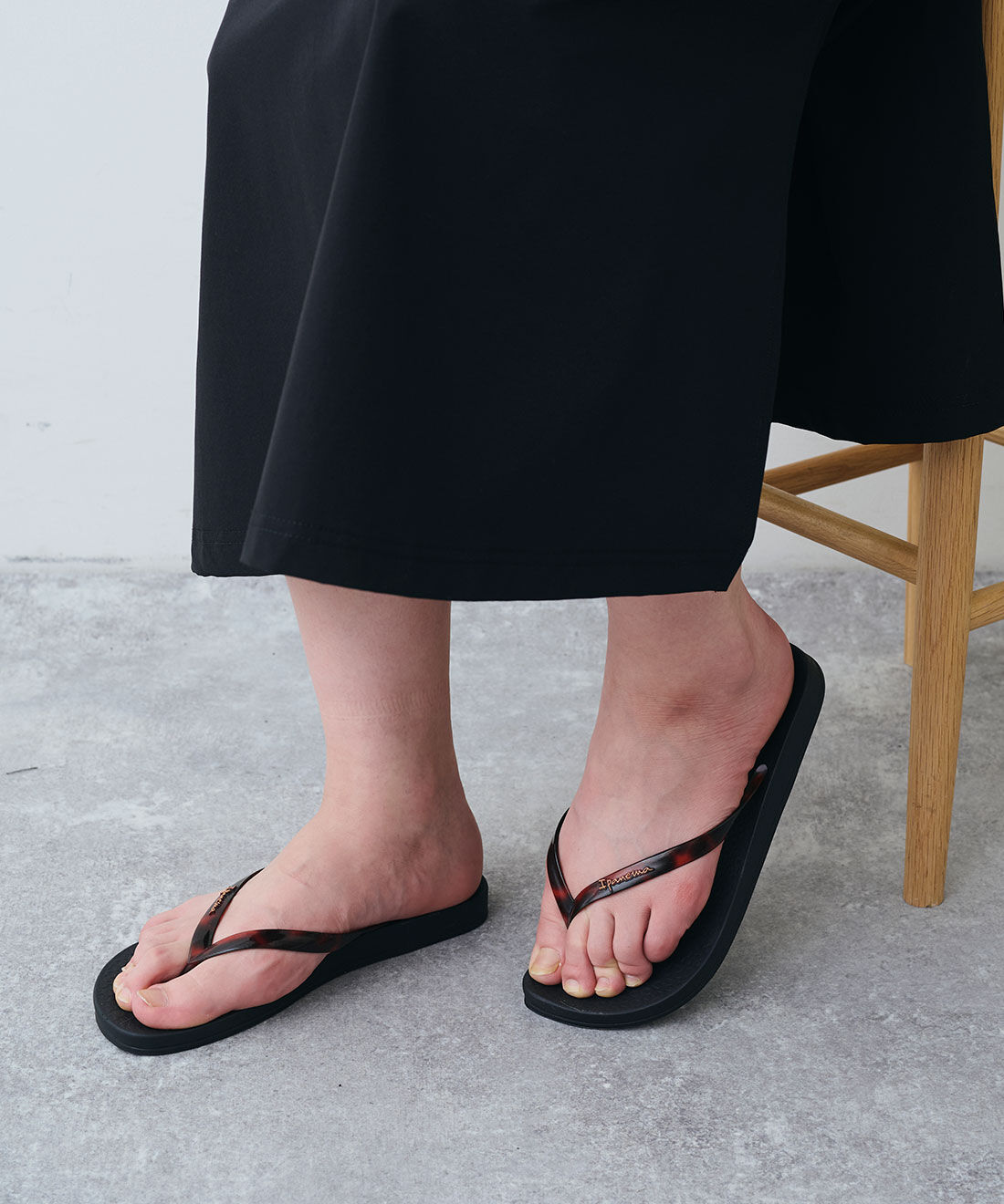 フェリシモファッションニュース|Ipanema ANAT CONNECT ブラットビーチサンダル(ブラック)【WEB LIMITED ITEMS】