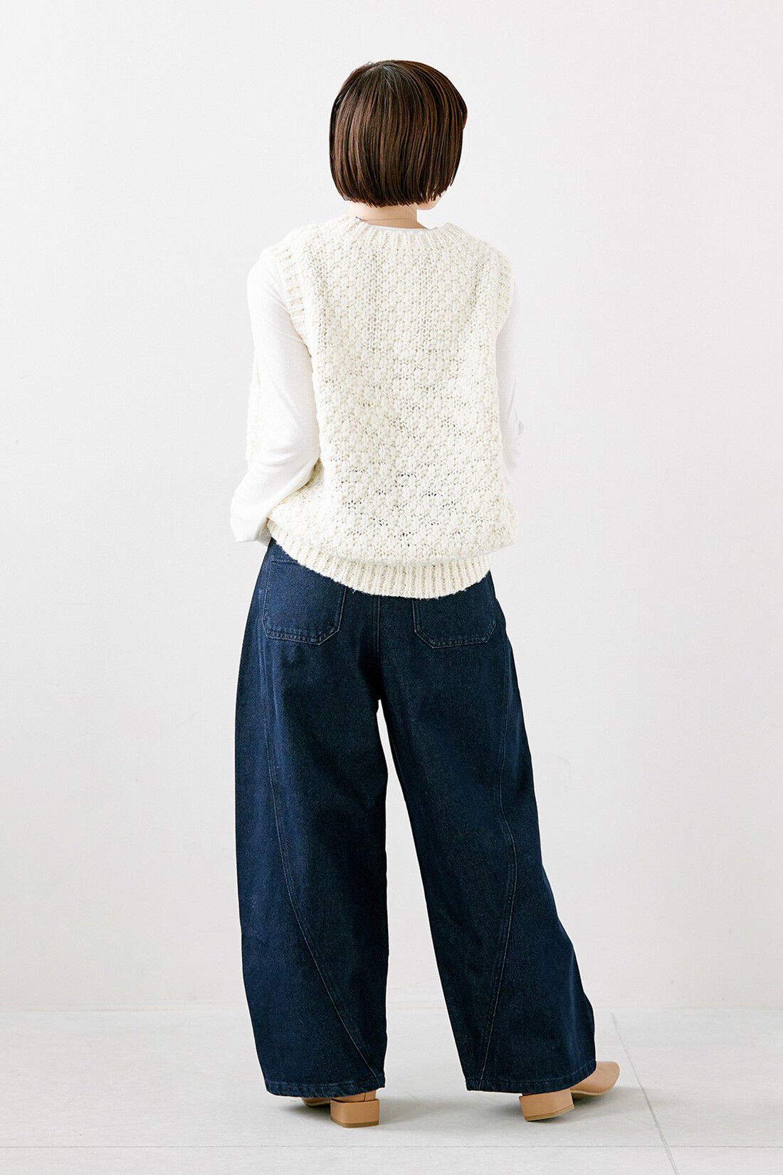 THREE FIFTY STANDARD|シアークルーネックロングＴシャツ　ＴＦＳのコーディネート|【着用サイズ】ベスト：M　トップス：M　パンツ：１（SP）