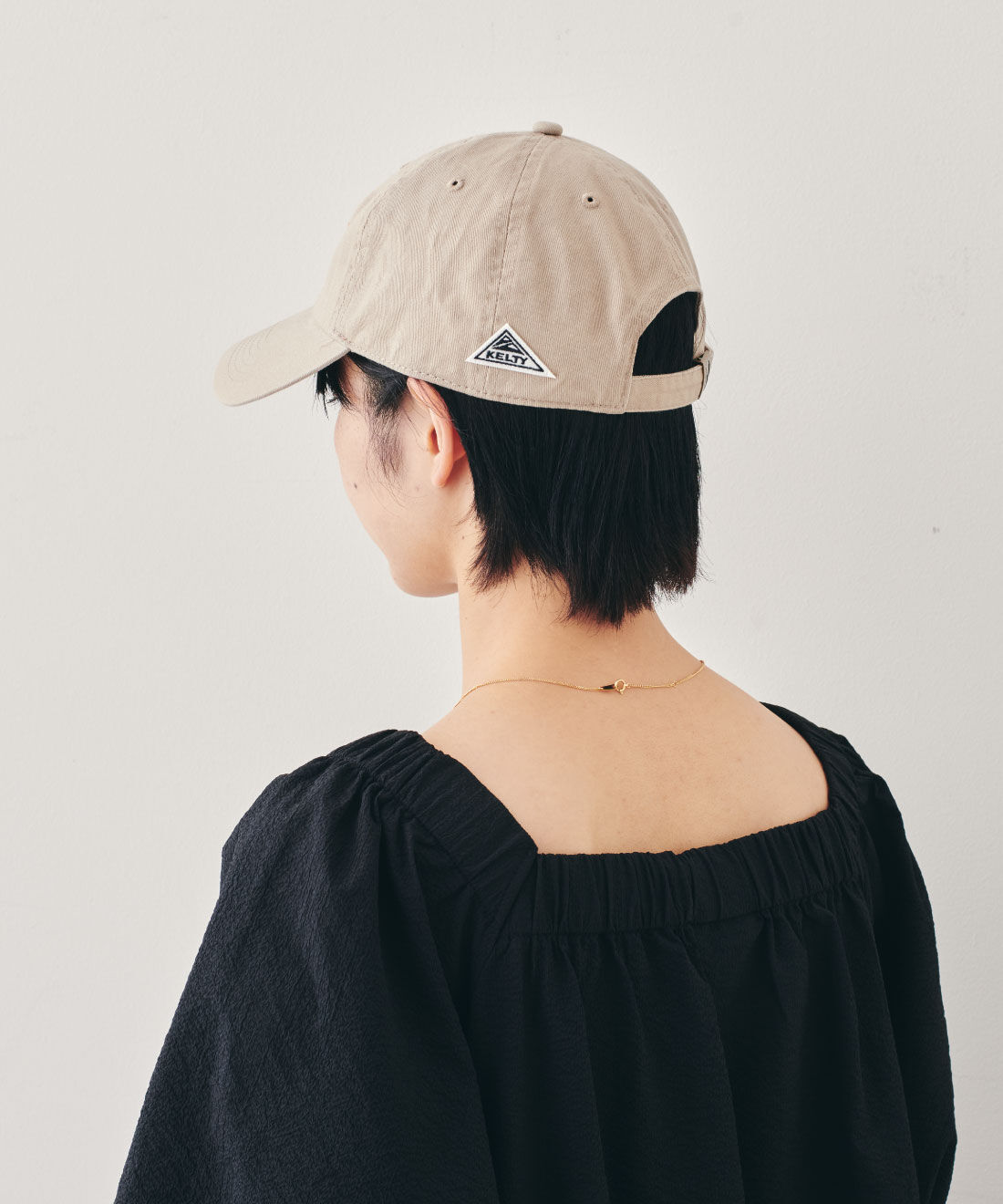 MEDE19F [メデ・ジュウキュウ]|KELTY　エンブロイダリータイポロゴ　キャップ【WEB LIMITED ITEMS】