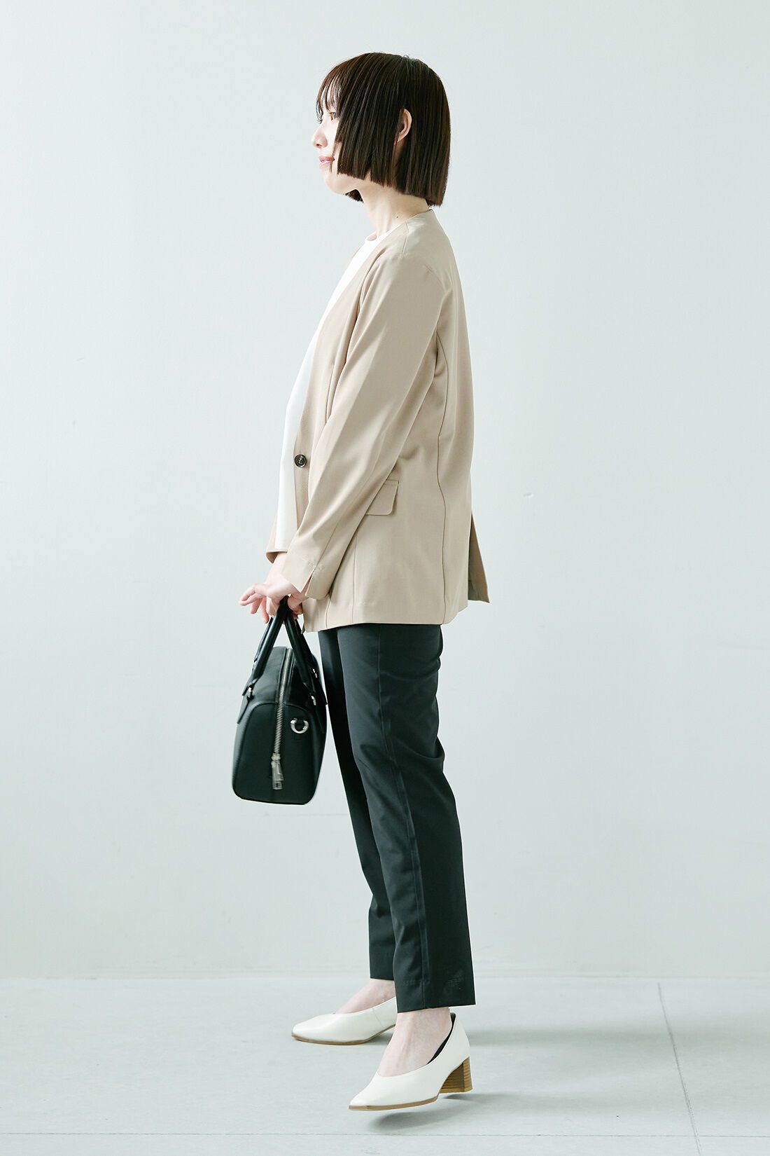 IEDIT|ノーカラー ジャケット〈ベージュ〉のコーディネート|【着用サイズ】ジャケット：SP　トップス：M　パンツ：SP