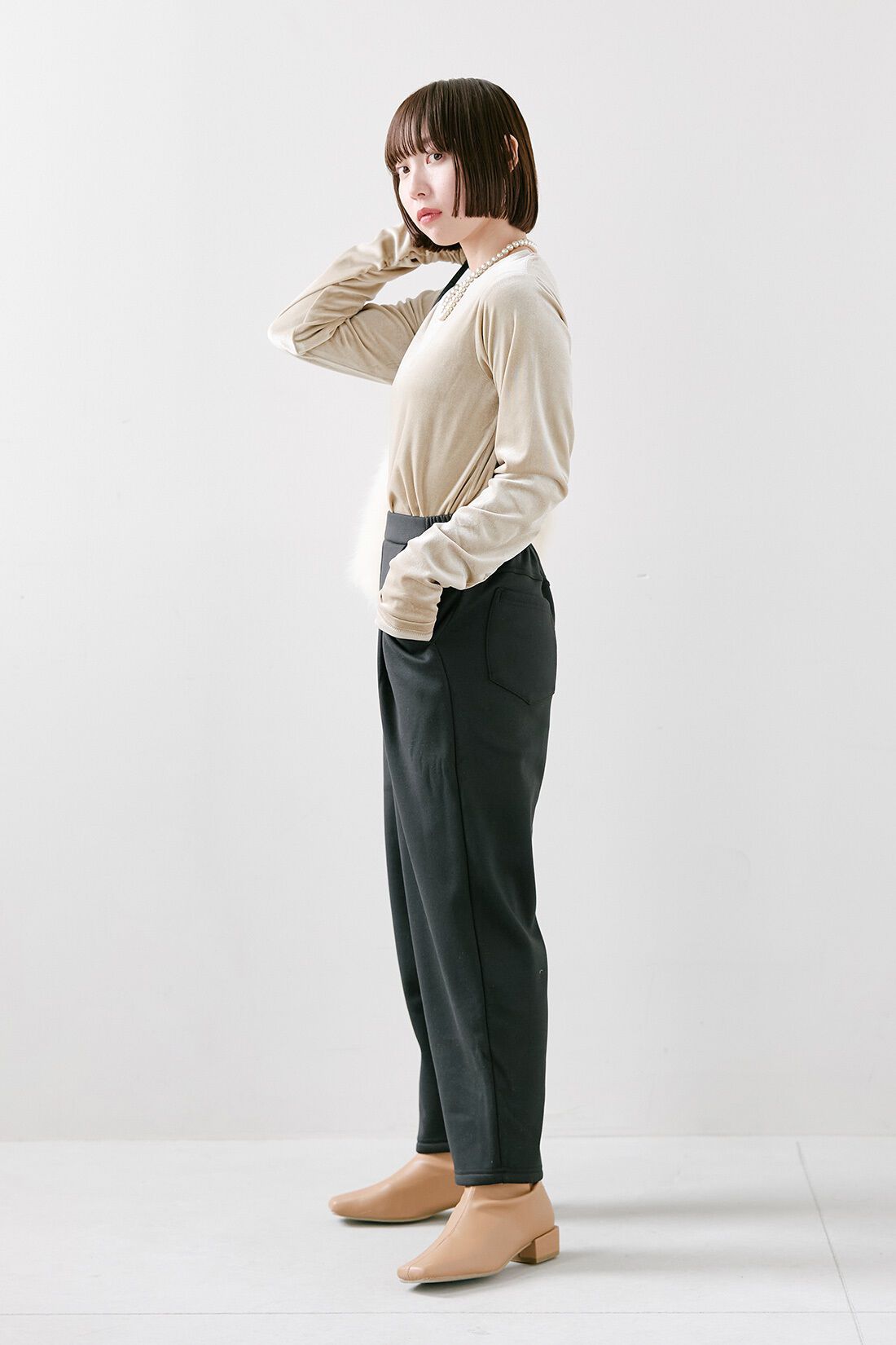 THREE FIFTY STANDARD|マシュマリッチ ゆる テーパード パンツ〈黒〉のコーディネート|【着用サイズ】トップス:S パンツ:SP THREE FIFTY STANDARD|マシュマリッチ ゆる テーパード パンツ〈黒〉のコーディネート|【着用サイズ】トップス:S パンツ:SP