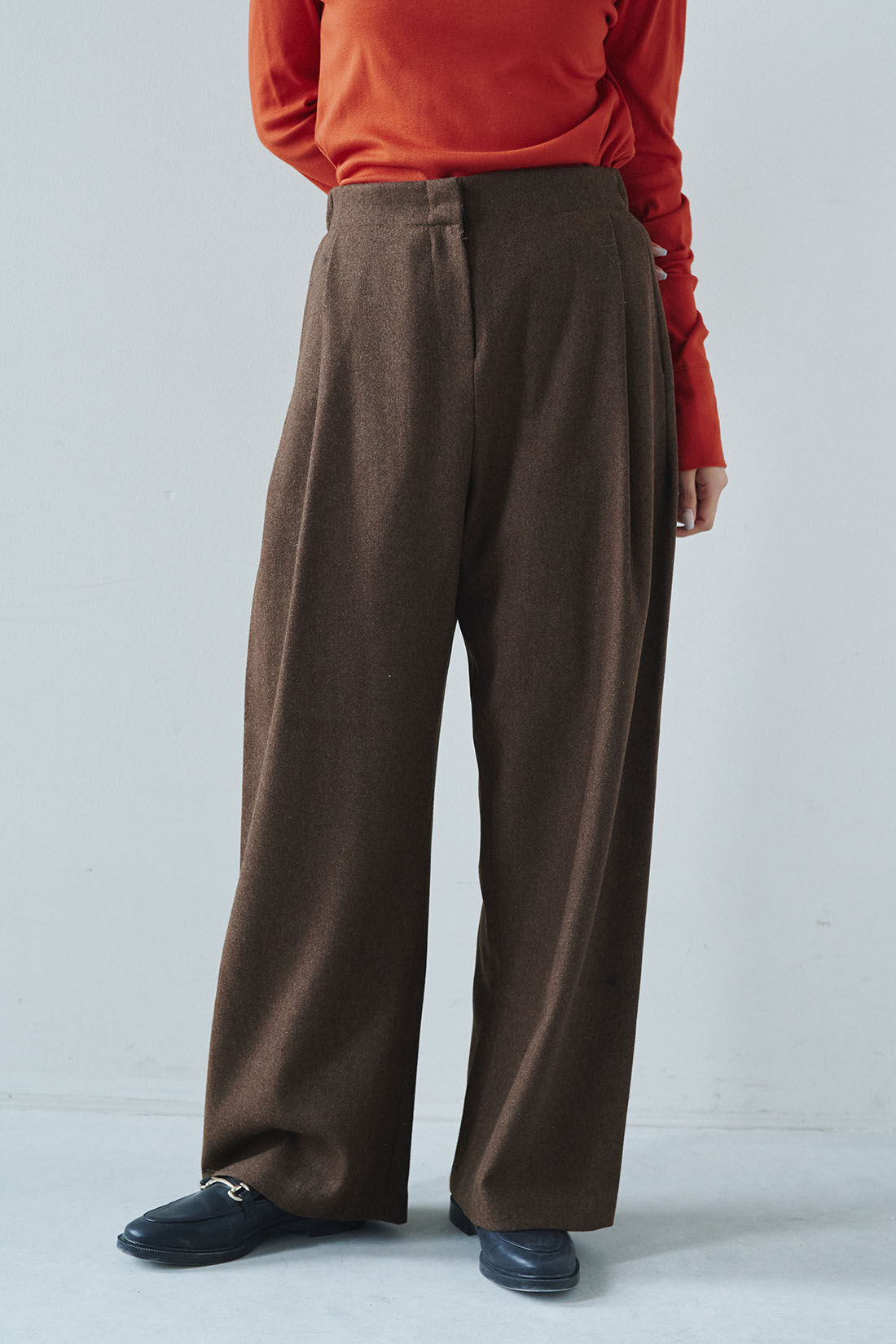 フェリシモファッションニュース|韓国セレクト OVERRICH　ウールツィードのワイドスラックス〈ミックスブラウン〉【WEB LIMITED ITEMS】