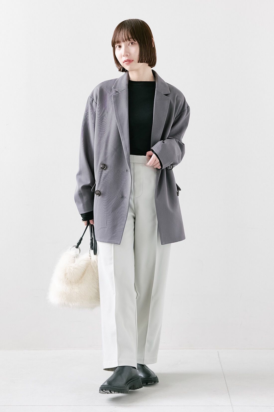 IEDIT|小森美穂子さんコラボ ゆるシルエット こなれ見え ジャケット〈チャコールグレー〉のコーディネート|【着用サイズ】ジャケット：S　トップス：M　パンツ：SP