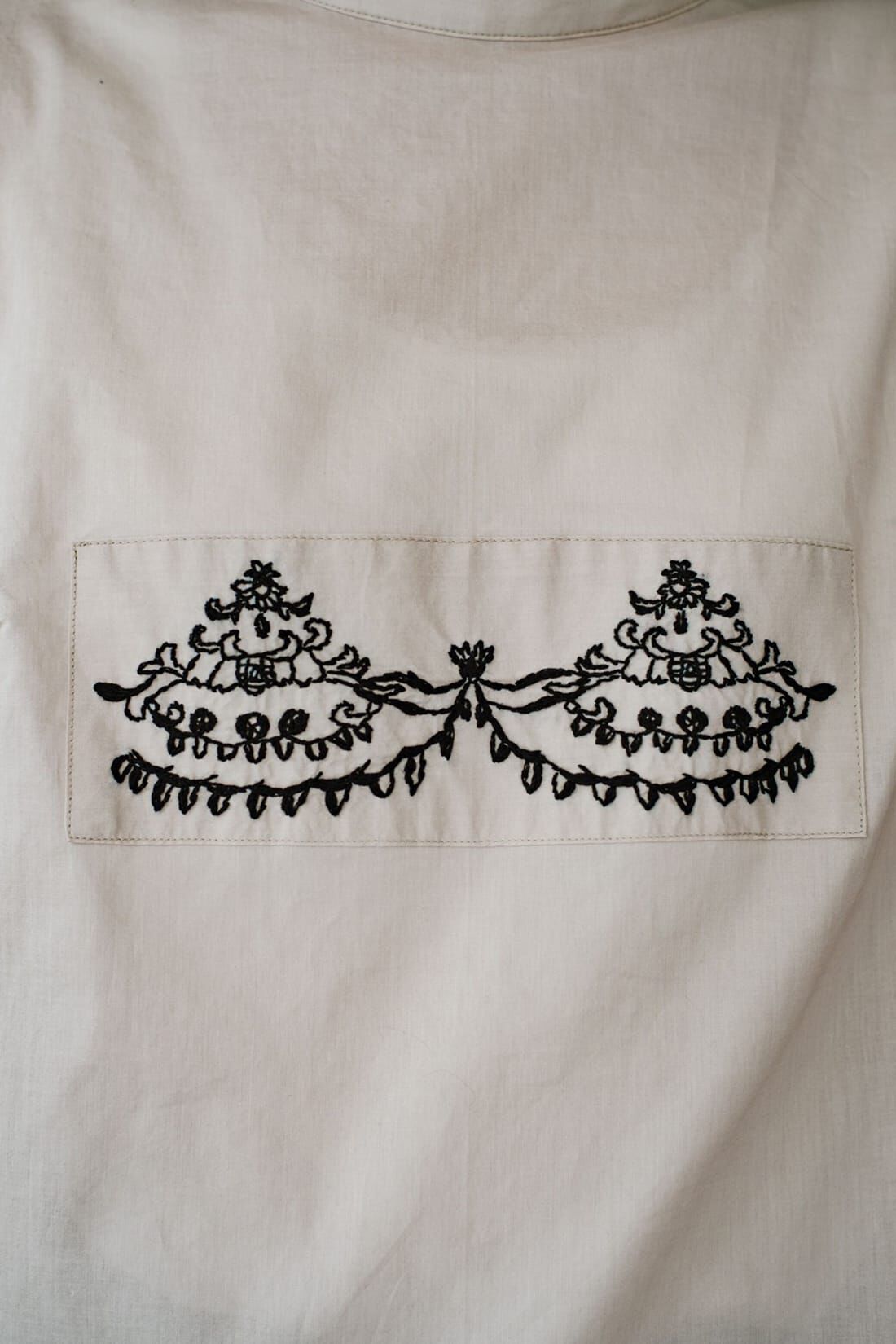 haco!|ｈａｃｏ！　上品な刺繍がまるでレースのよう　オーガニックコットンの袖ぽんわりブラウス　ｆｒｏｍ　Ｓｔｉｔｃｈ　ｂｙ　Ｓｔｉｔｃｈ