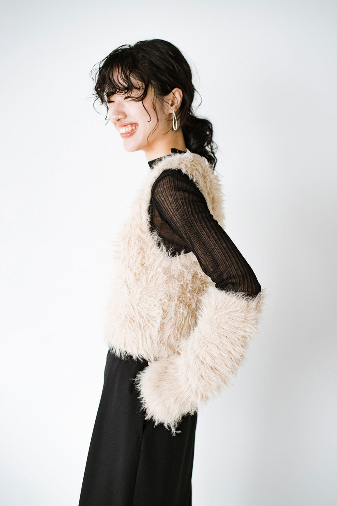 haco!|ｈａｃｏ！×ＮＯＫＩ 花をまとうコラボシリーズ【糸菊】ふわっふわのニット＆アームウォーマー