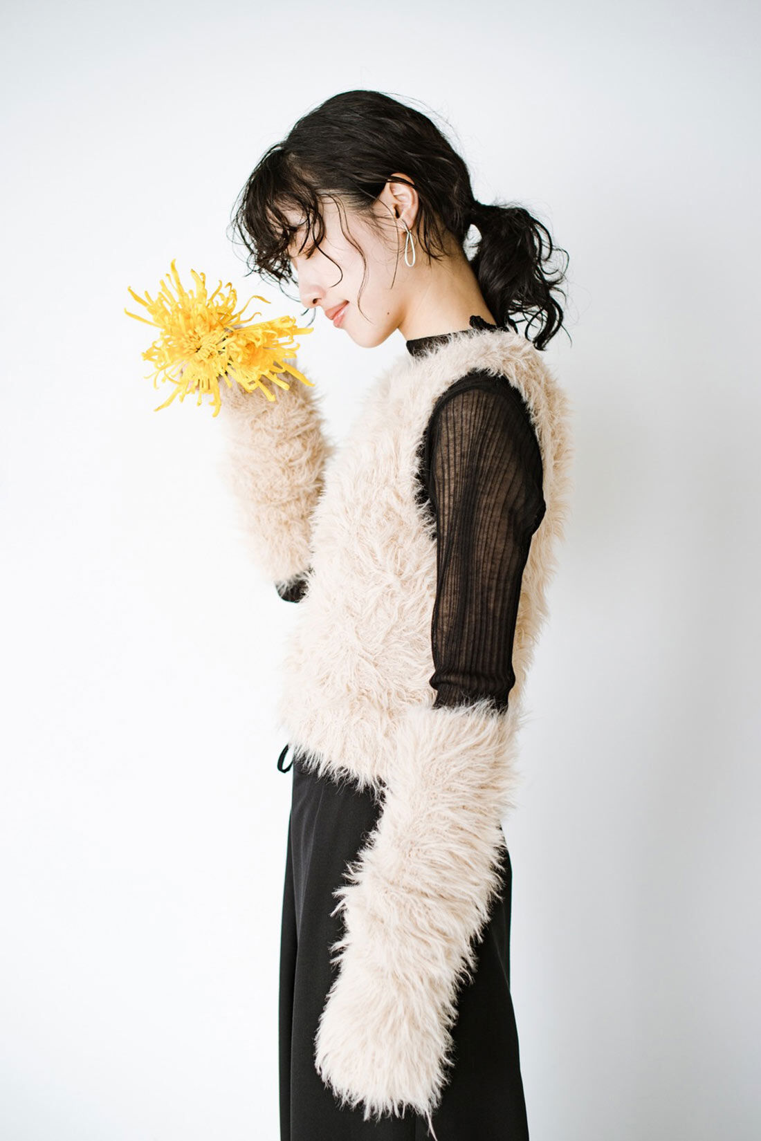 haco!|ｈａｃｏ！×ＮＯＫＩ 花をまとうコラボシリーズ【糸菊】ふわっふわのニット＆アームウォーマー