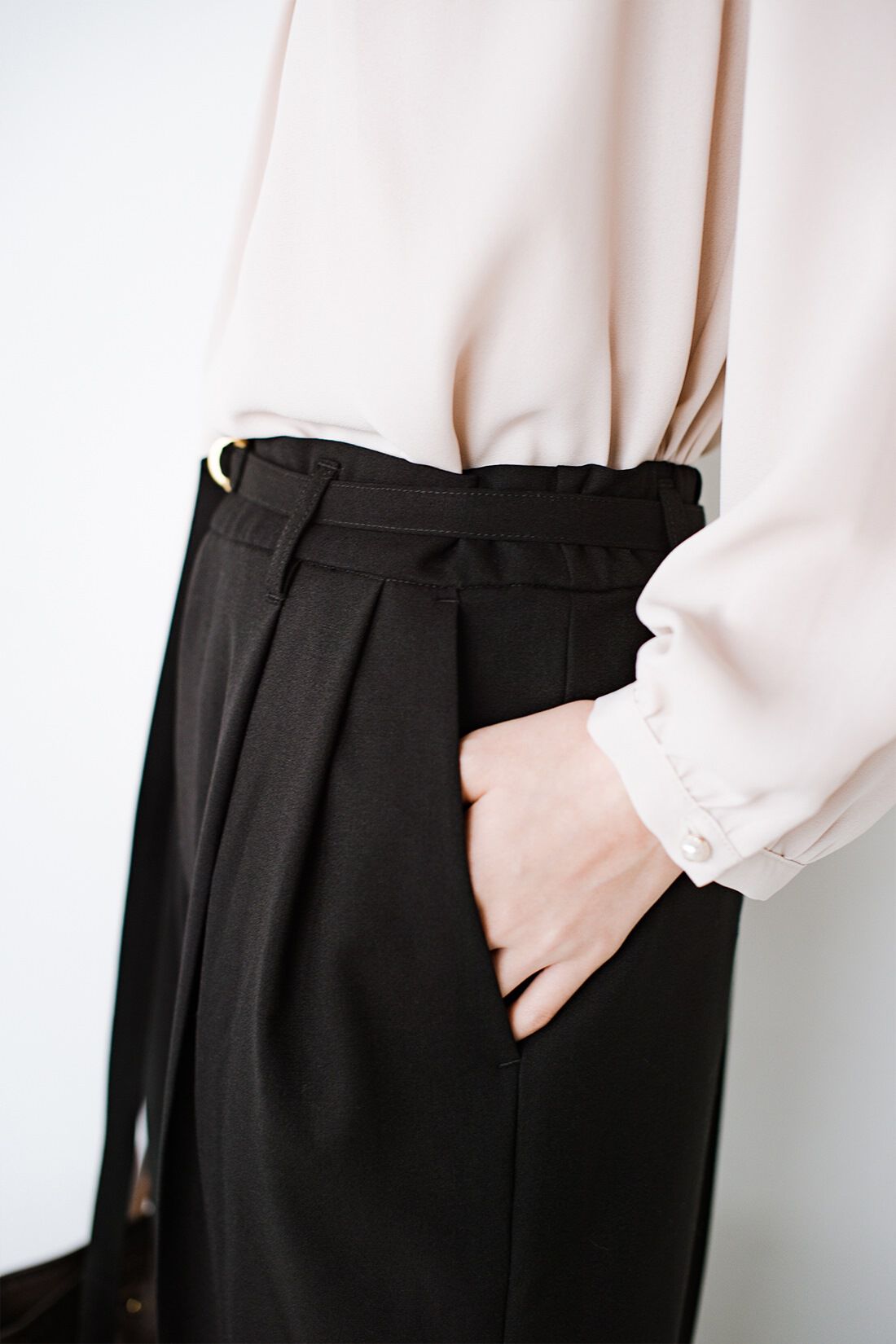 haco!［ハコ］|ANNA LUNA　強撚ストレッチベルト付バレルパンツ