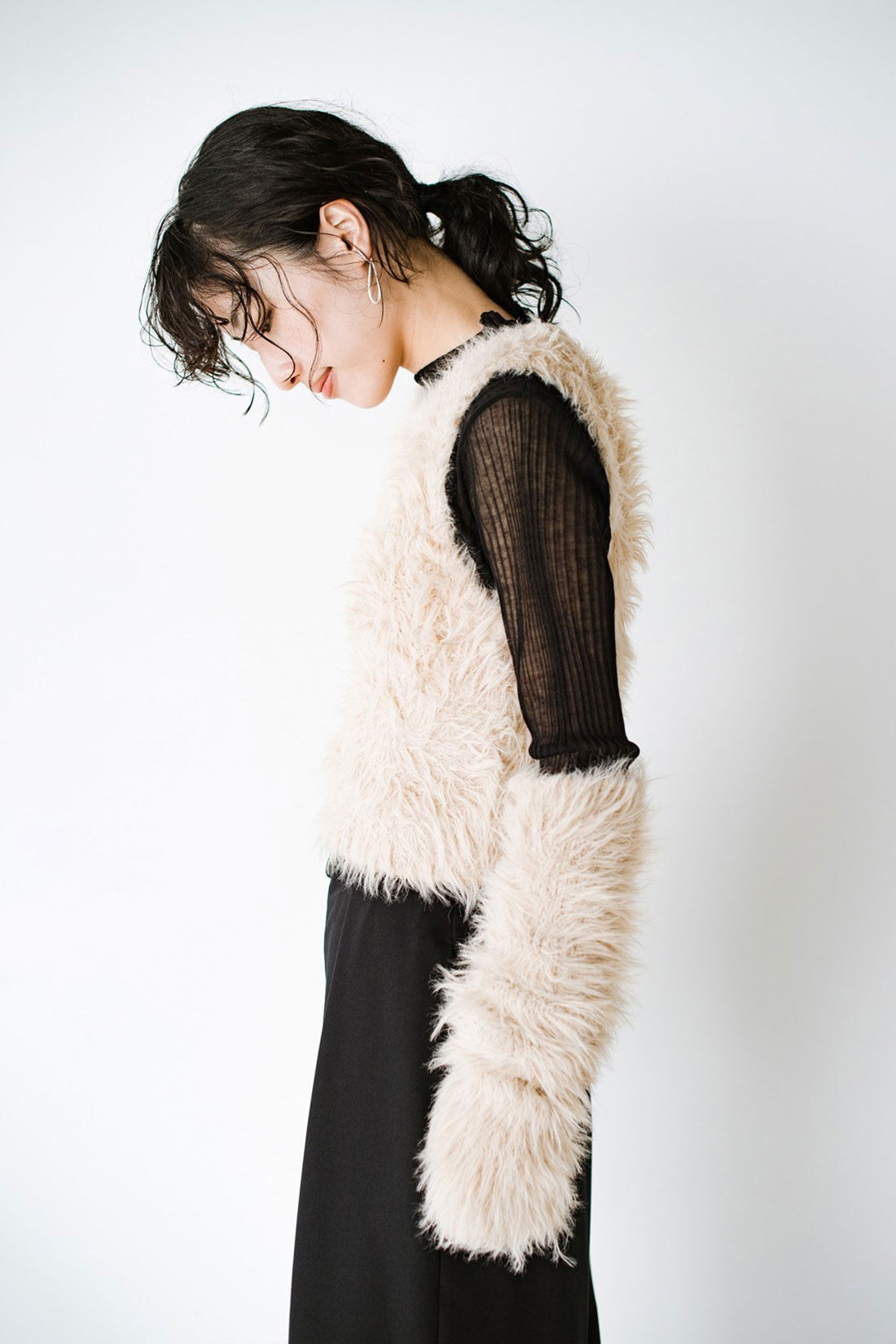 haco!|ｈａｃｏ！×ＮＯＫＩ 花をまとうコラボシリーズ【糸菊】ふわっふわのニット＆アームウォーマー