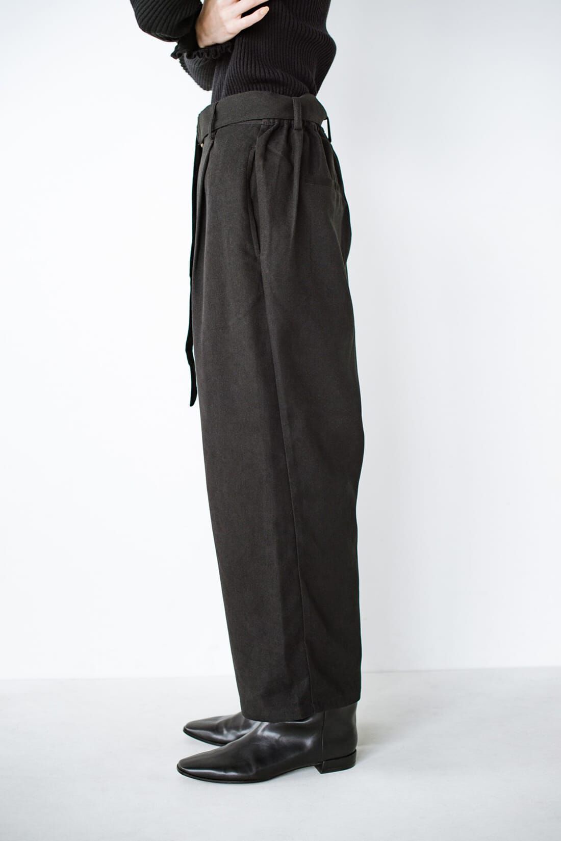 haco!|ＡＮＮＡ ＬＵＮＡ ピーチスキンベルト付きタックパンツ