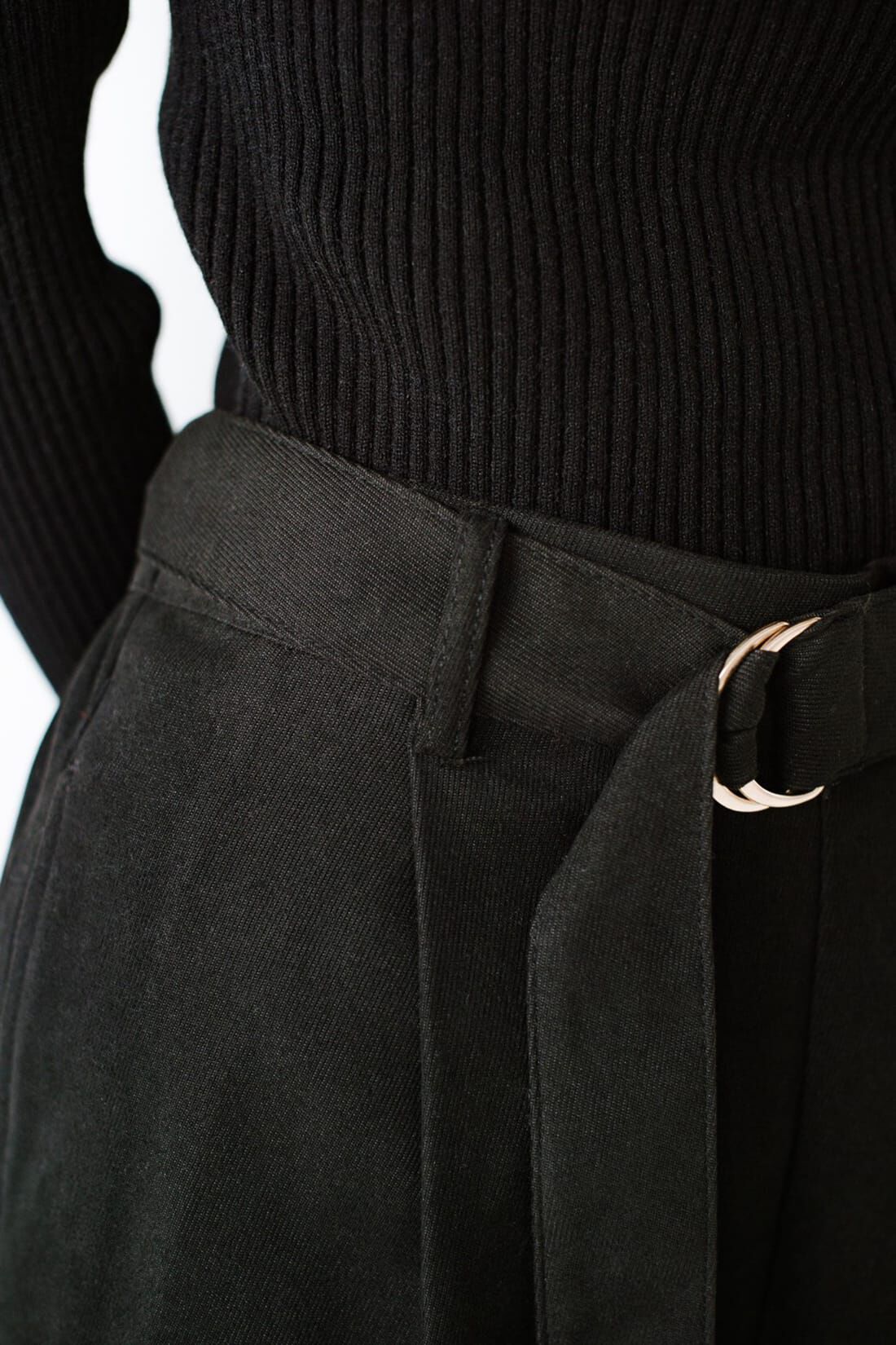 haco!|ＡＮＮＡ ＬＵＮＡ ピーチスキンベルト付きタックパンツ