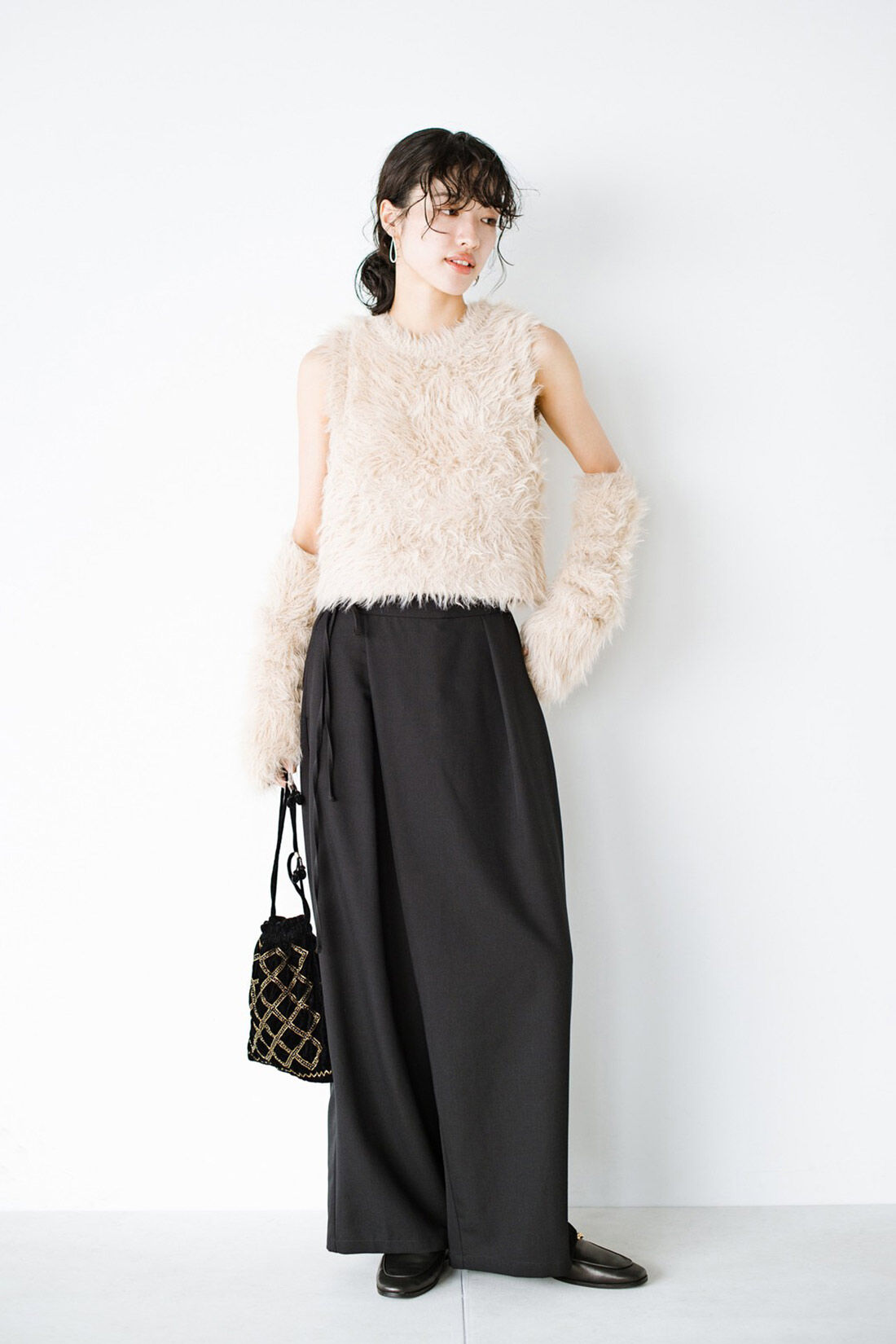 haco!|ｈａｃｏ！×ＮＯＫＩ 花をまとうコラボシリーズ【糸菊】ふわっふわのニット＆アームウォーマー