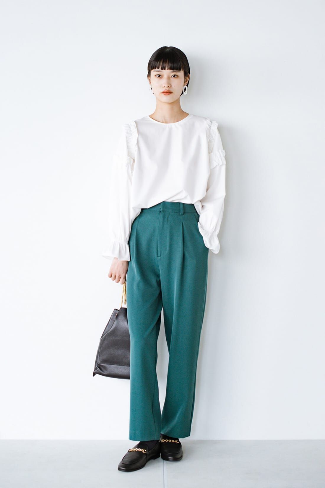 haco!|ｈａｃｏ！ 脚はすらっと見せつつ気分はルンっと高めてくれる Ｔシャツも映える楽ちんカラーパンツ ｂｙ ｗｈｏ ｍａｄｅ ｍｅ