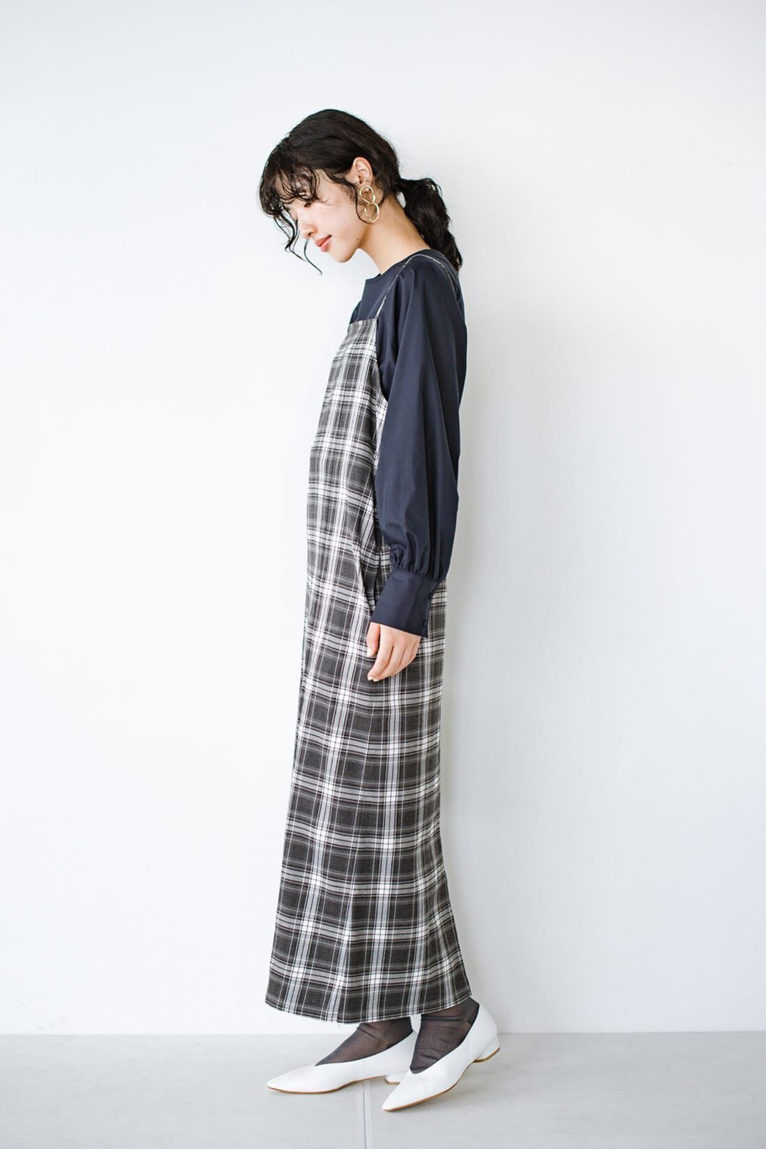 haco!|ｈａｃｏ！ 季節の変化を楽しむ「愛服」 手持ちの夏冬服と組み合わせ無限！総柄キャミワンピース＆すそ絞りトップスセット