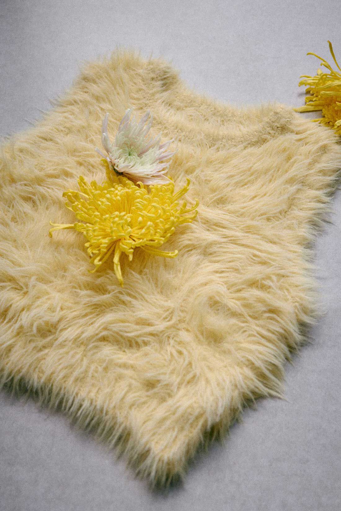 haco!|ｈａｃｏ！×ＮＯＫＩ 花をまとうコラボシリーズ【糸菊】ふわっふわのニット＆アームウォーマー