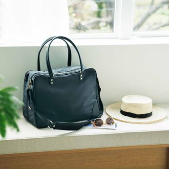 フェリシモギフトショップ | Ｌ＋きれいめ上品なガバッとトラベルボストンＢＫ