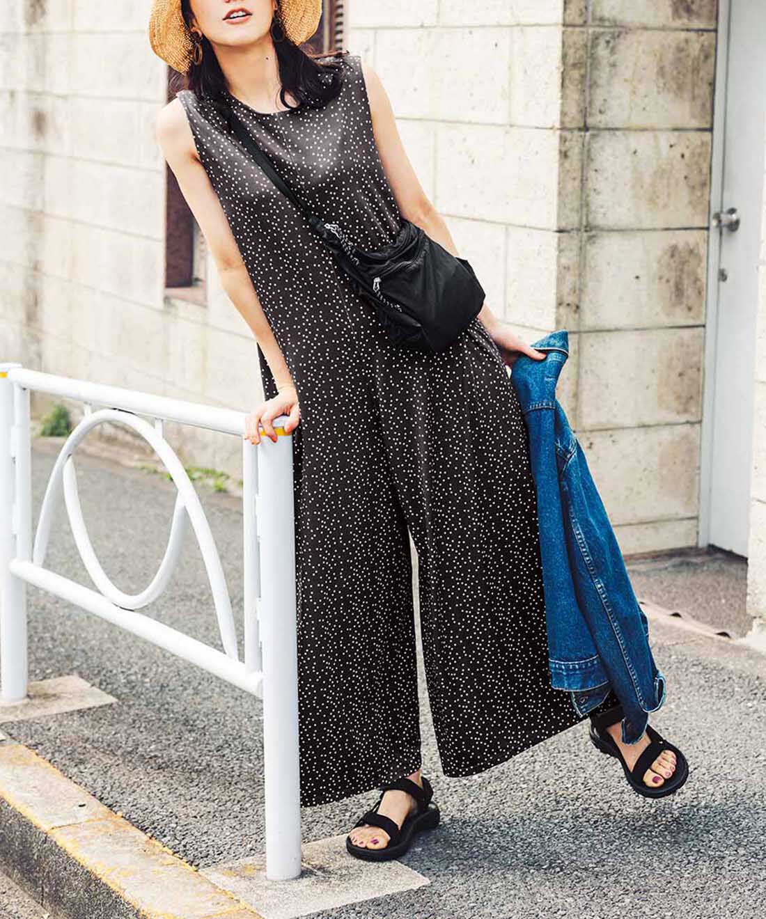 フェリシモギフトショップ|リブ イン コンフォート はまじとコラボ 着心地グンと伸びやかな 接触冷感カットソーオールインワン〈アッシュグレー〉