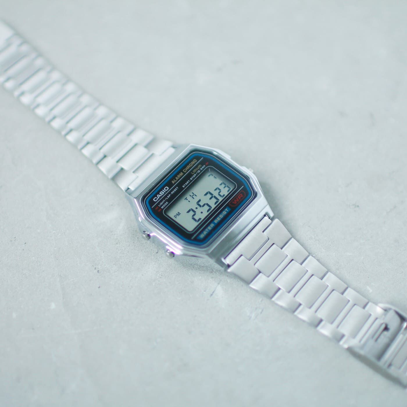 フェリシモギフトショップ|このごろ meets CASIO 推しカシ　トラッドなシティーボーイ〈A158WA-1JH〉|時計機能の平均月差は±30秒