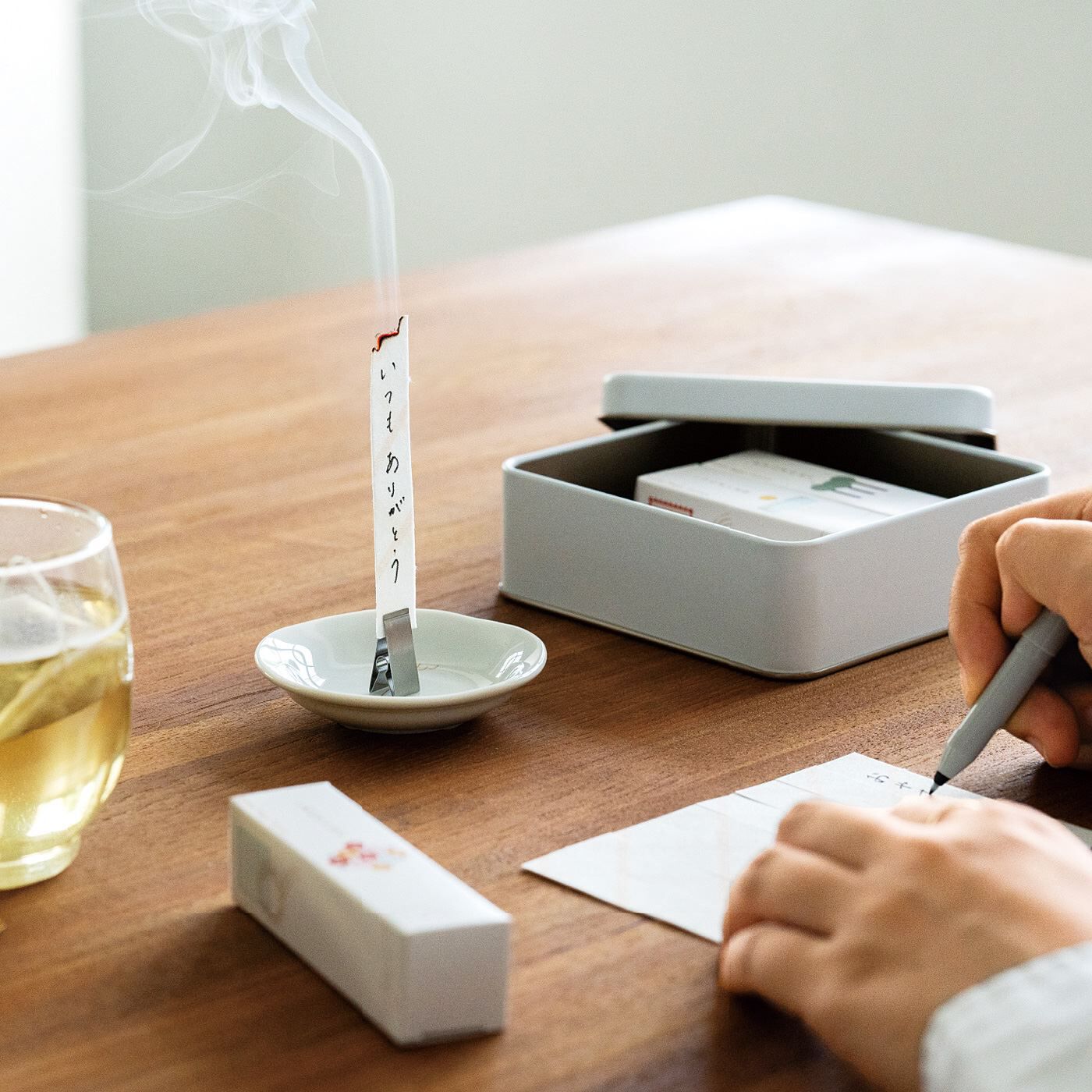 フェリシモギフトショップ|あなたの想いを煙にのせて届けるお手紙香〈しあわせ・やすらぎ・ぬくもり〉