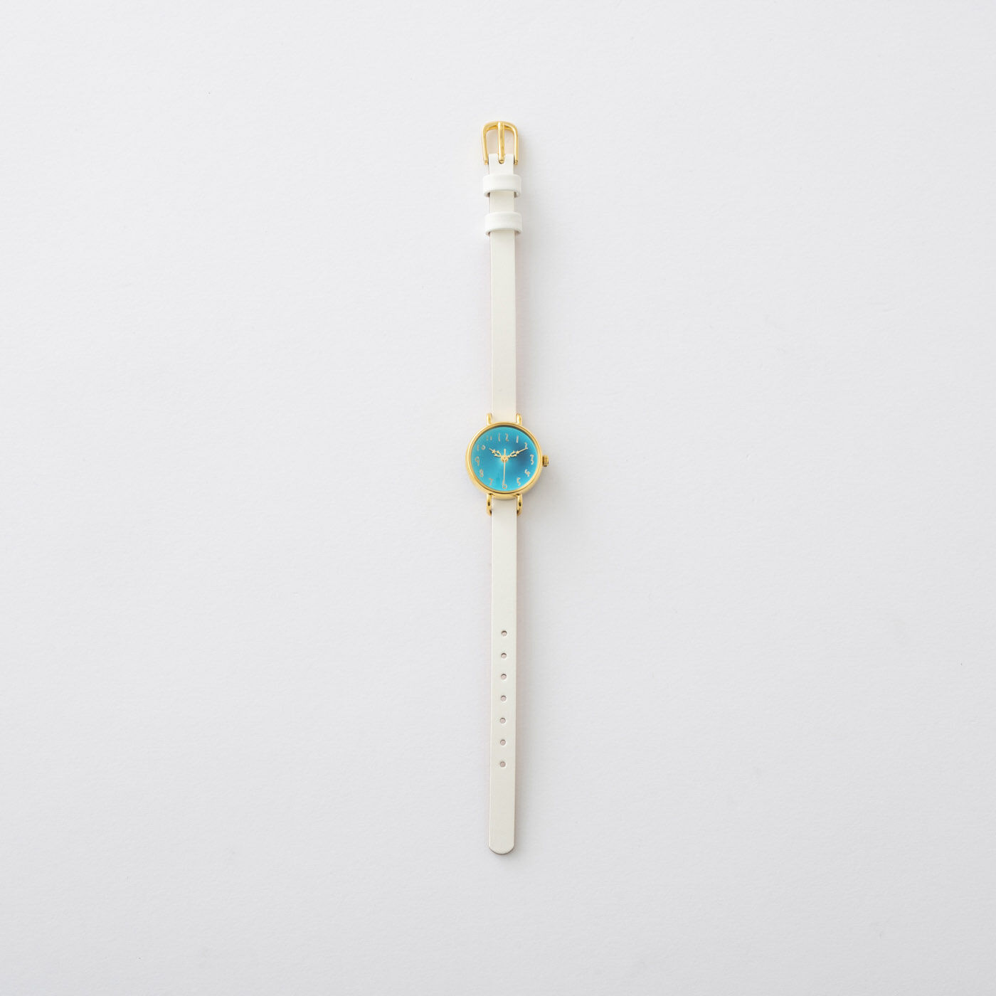 フェリシモギフトショップ|金沢の時計職人が手掛けた エメラルドの湖に見惚れる腕時計〈白鳥色〉 [日本製]
