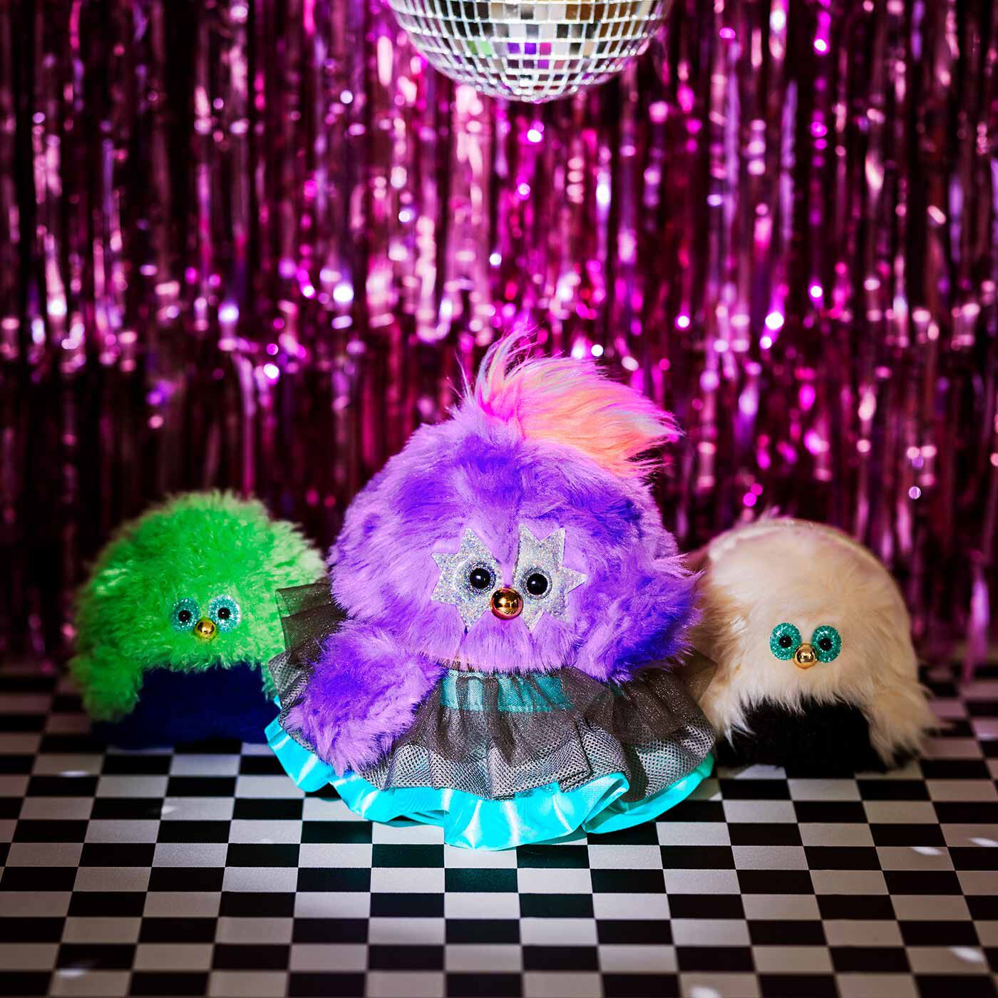 フェリシモギフトショップ|KAWAII COMPANY パーティー気分で一緒におめかし ともだちモンスターマルチーポーチ|※色味はイメージです。