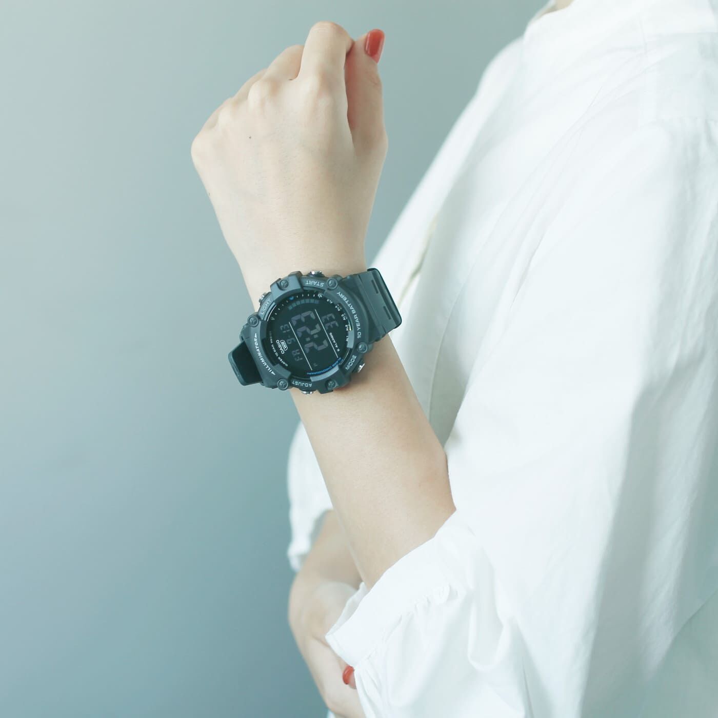フェリシモギフトショップ|このごろ meets CASIO 推しカシ　ウォータープルーフボーイ〈AE-1500WH-8BJF〉|ワイド液晶で画面が見やすい多機能デジタルウオッチ