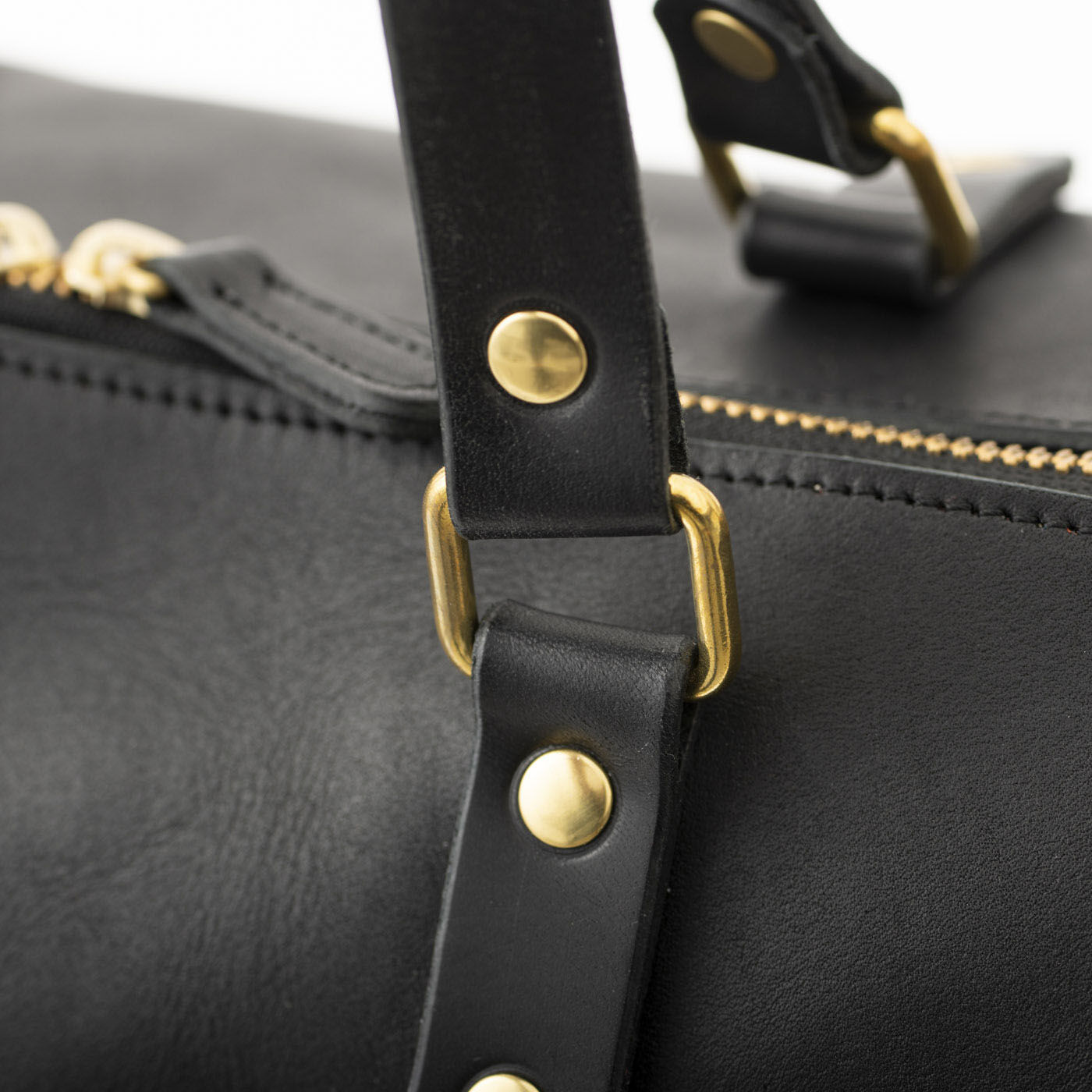 フェリシモギフトショップ|福岡の鞄作家が作った 職人本革の旅行鞄〈ブラック〉 [本革 鞄：日本製]