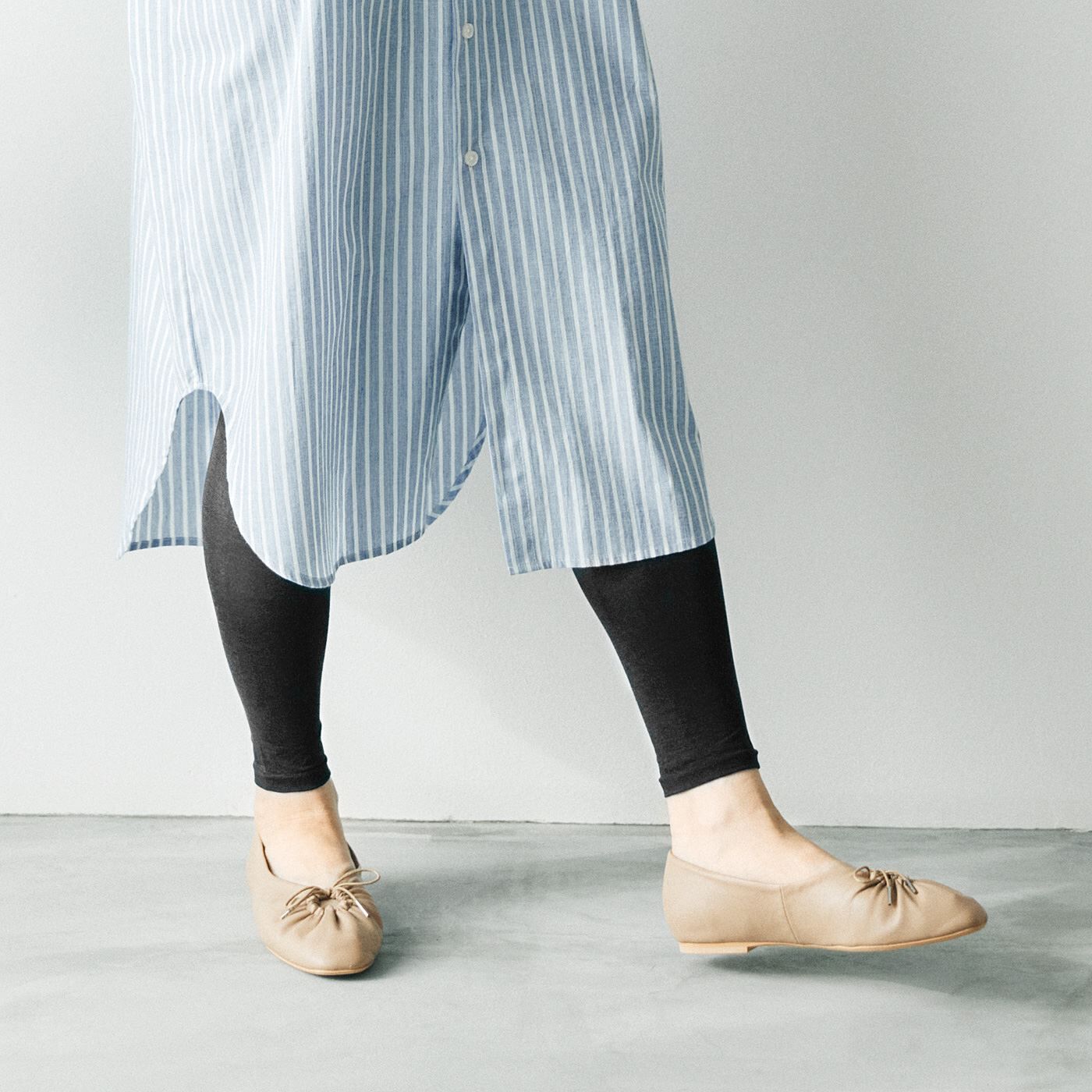 フェリシモギフトショップ|薄くて軽やかフィット！　綿混さらさらレギンス〈ブラック〉