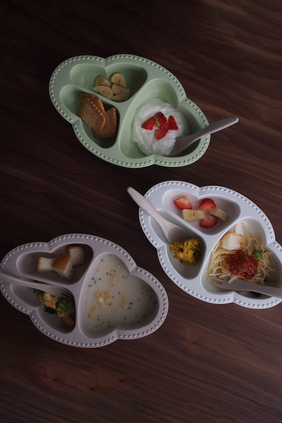 フェリシモギフトショップ|［Mama select］Lien de famille　ベビープレート＆カトラリーセット〈ホワイト〉|※グリーンはお取り扱いございません。