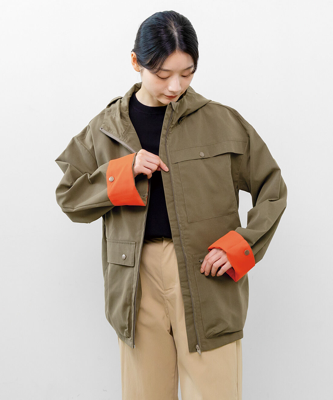 フェリシモギフトショップ|スタイリストりさ&times;UP.de　もしもの時に手ぶらになれる　着られるバッグ（R） 撥水（はっすい）ジャケット〈UV＆撥水／オリーブブラウン〉