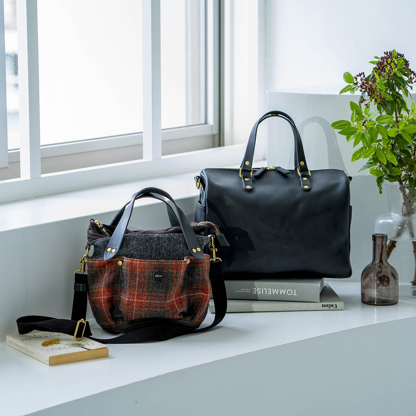 フェリシモギフトショップ|福岡の鞄作家が作った 職人本革の旅行鞄〈ブラック〉 [本革 鞄：日本製]