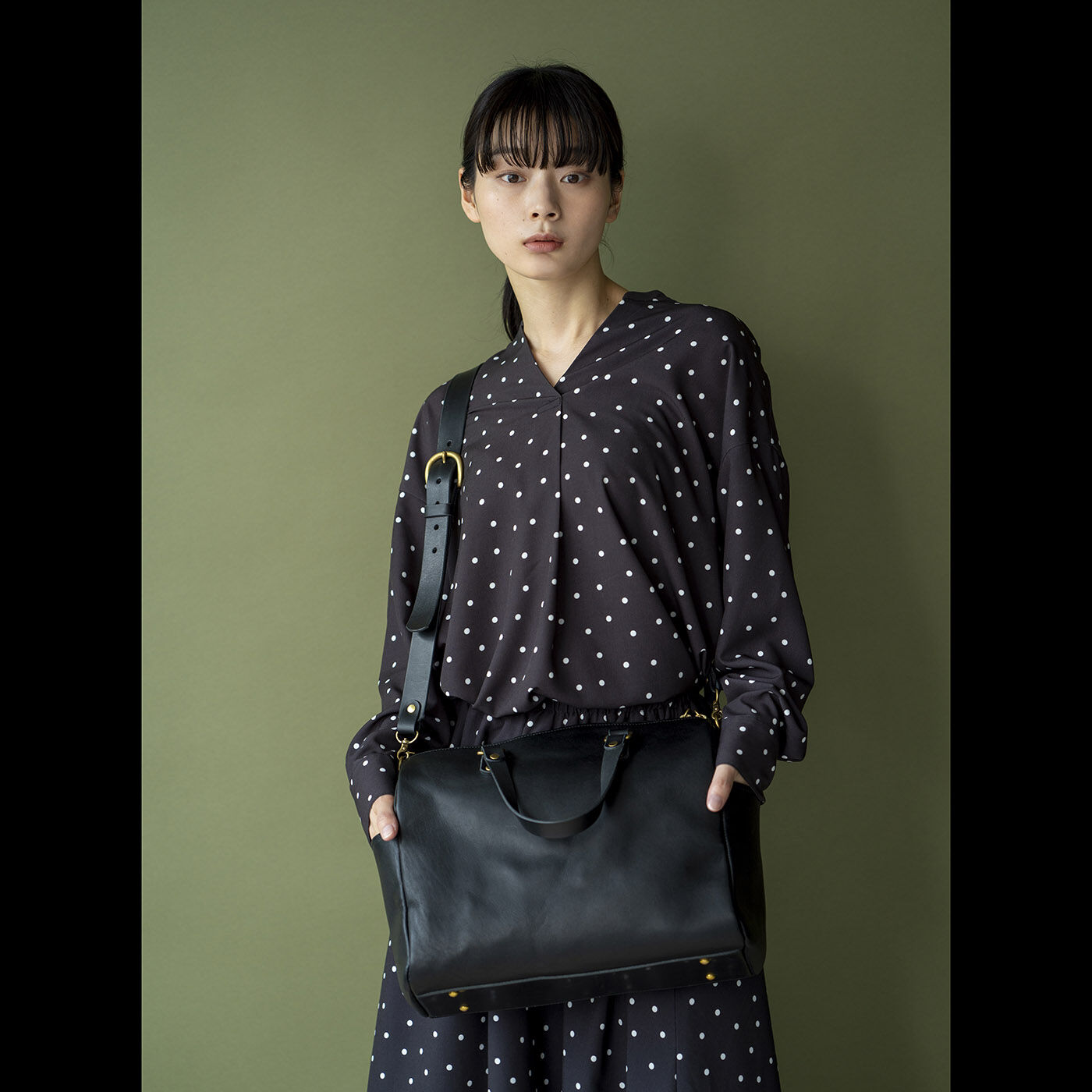 フェリシモギフトショップ|福岡の鞄作家が作った 職人本革の旅行鞄〈ブラック〉 [本革 鞄：日本製]