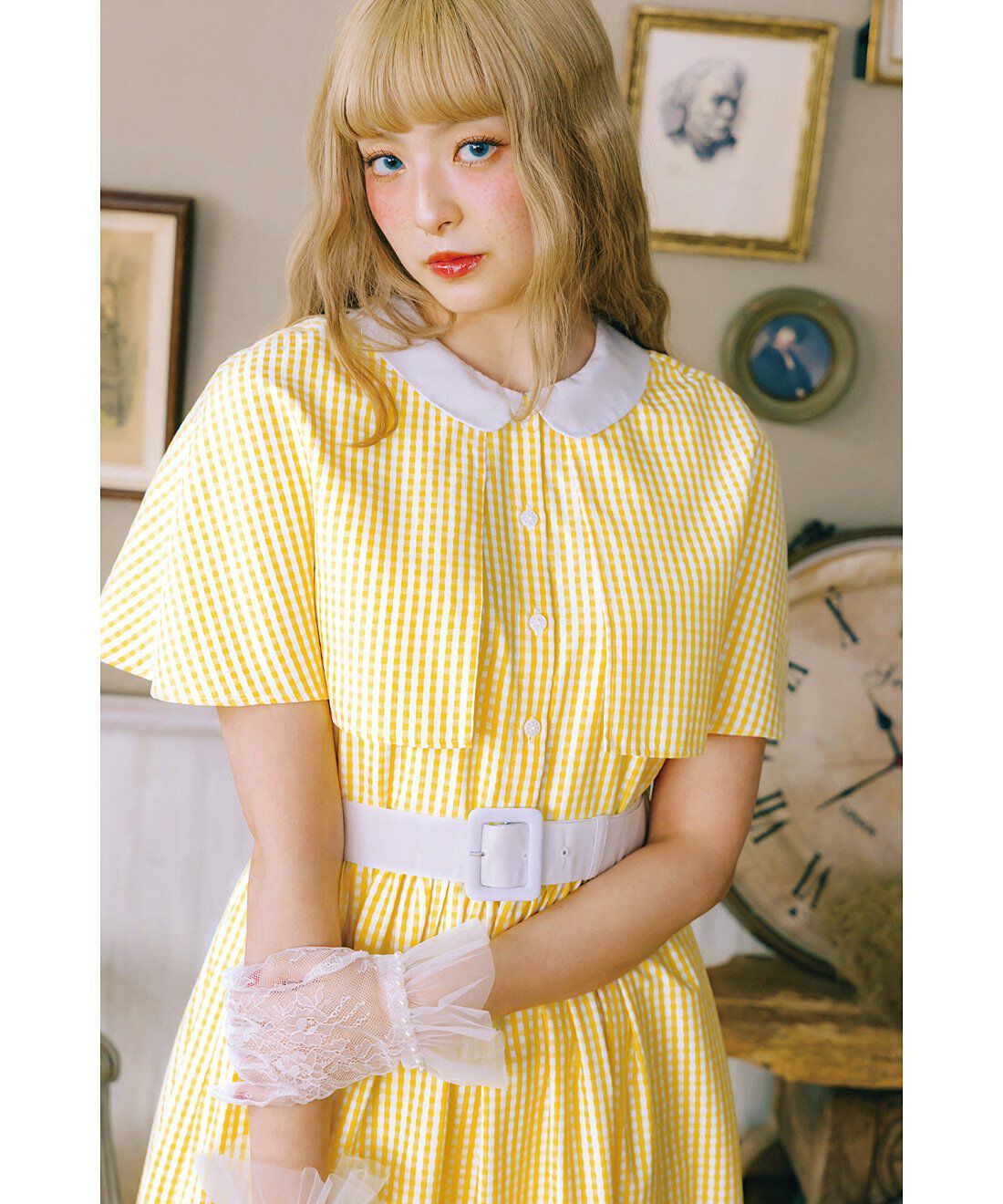 フェリシモギフトショップ|魔法部　魔法少女は過去をめぐる　レトロなケープワンピース〈イエロー〉