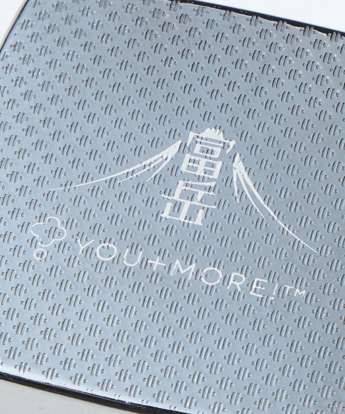フェリシモギフトショップ|YOU＋MORE!　スーパーコンピュータ「富岳」CPUコンパクトミラーピルケース|背面には「富岳」とＹＯＵ+ＭＯＲＥ！のロゴ入り。