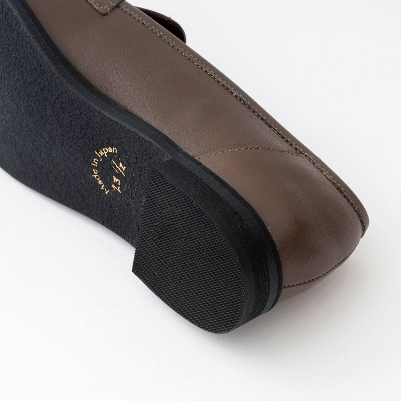 フェリシモギフトショップ|ヴィンテージショップオーナーと作った　職人本革のクラシックローファー〈オリーブグリーン〉[本革 靴：日本製]