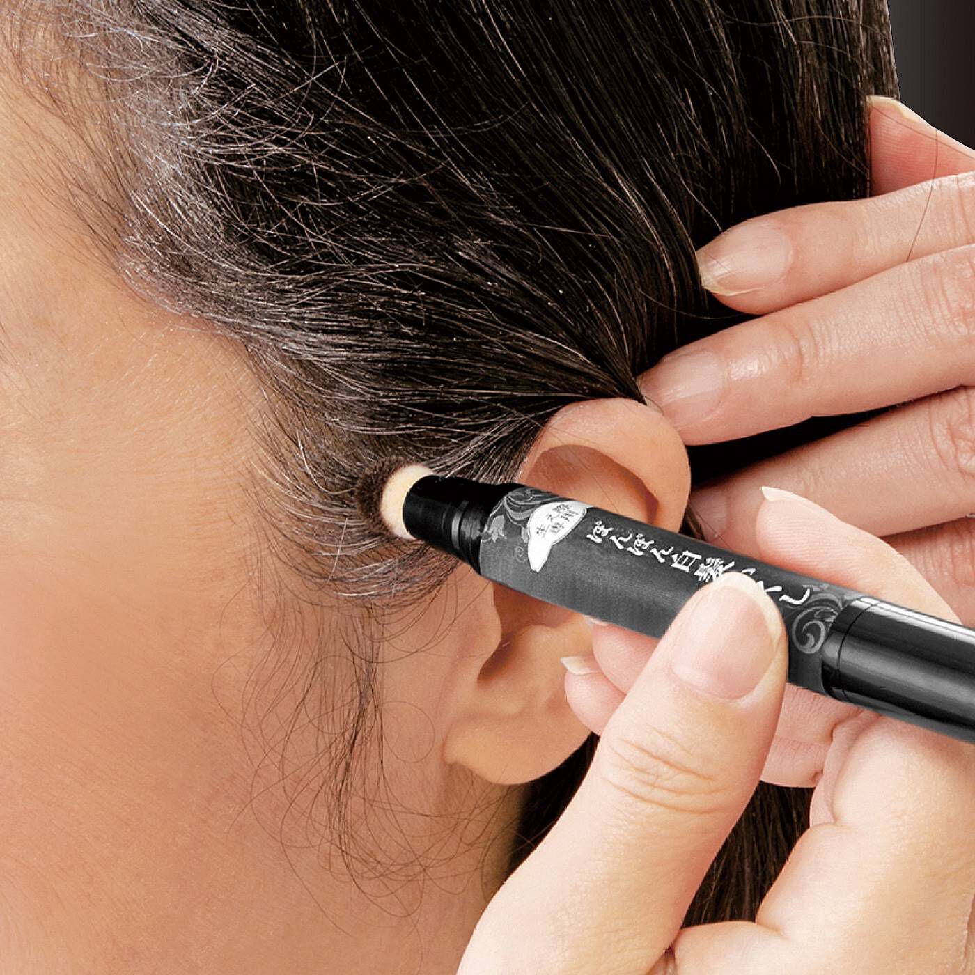 フェリシモギフトショップ|片手でぽんぽん簡単ケア　生え際専用白髪隠し〈ブラック〉|お出かけ前にサッと白髪隠し！