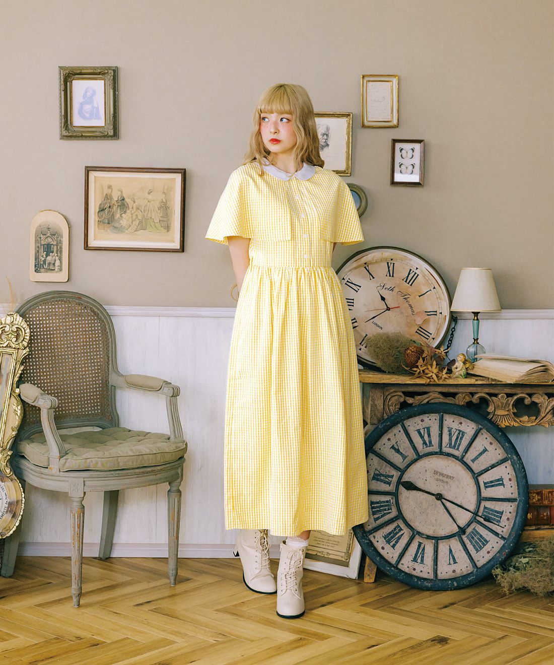 フェリシモギフトショップ|魔法部　魔法少女は過去をめぐる　レトロなケープワンピース〈イエロー〉