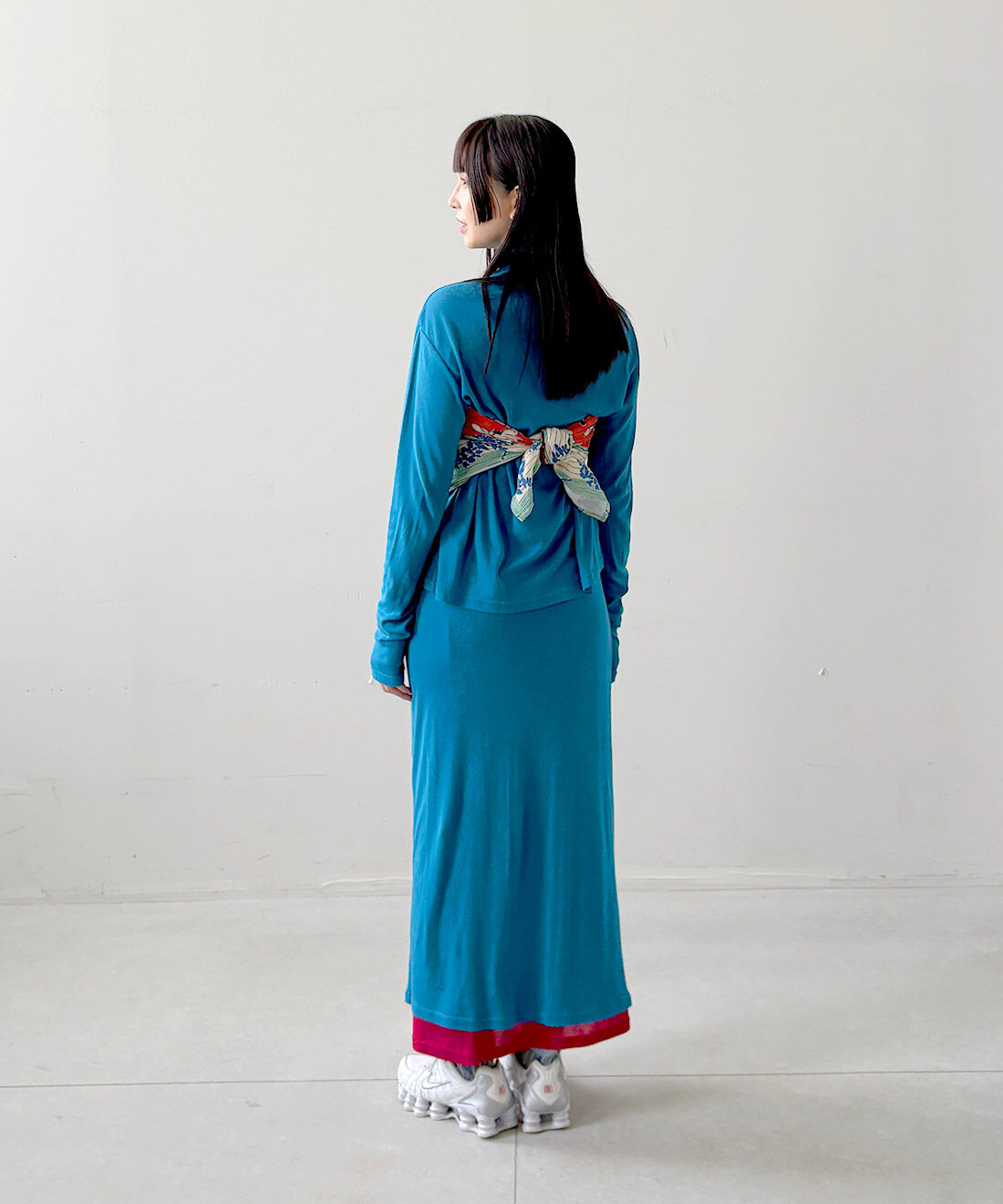 mensha!|ヴィンテージライクな 大判ダブルガーゼスカーフと〈ガーゼ〉カットソー レイヤードスカートとフラッフィーガーゼアームウォーマー(コットンチュール×内側シルク)のコーディネート