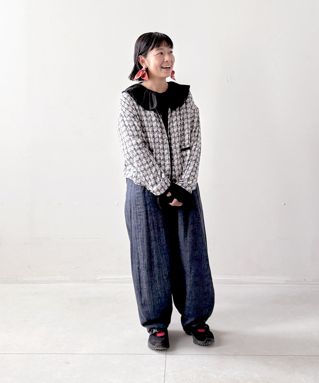 mensha!|ヴィンテージライクな ガーゼスカーフ風2-WAYイヤアクセとまるでデニム！？デニガーゼパンツのコーディネート