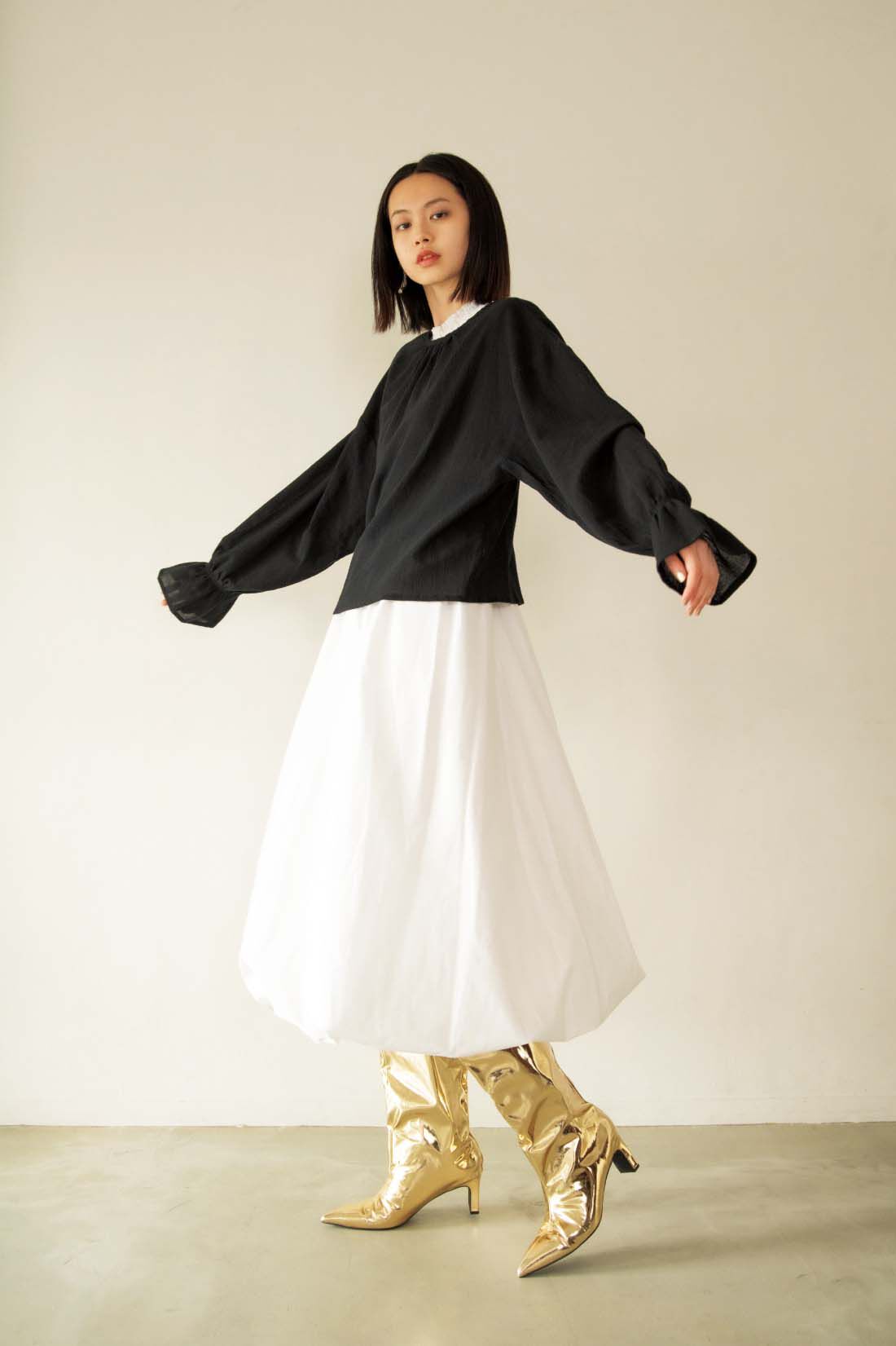 mensha!［メンシャ！］|mensha!　シングル楊柳ガーゼ 2-WAYカーデブラウスの会|モデル身長：172cm 着用サイズ：モデル寸