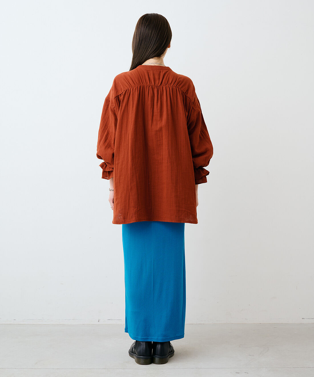 mensha!［メンシャ！］|ベロアブザムのキャンディースリーブ ガーゼブラウスと[いっしょ買いで 220円OFF] ガーゼ スカートのコーディネート