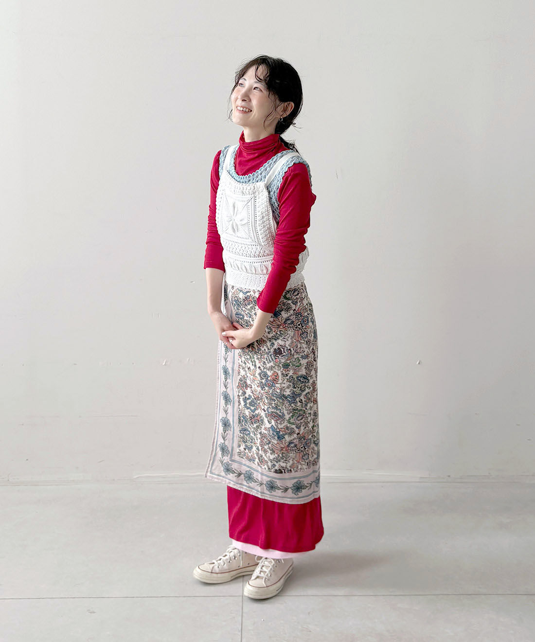 mensha!［メンシャ！］|〈ガーゼ〉カットソー タートルネックとヴィンテージライクな 大判ダブルガーゼスカーフと[初回お試し209円OFF]大判ダブルガーゼスカーフのコーディネート