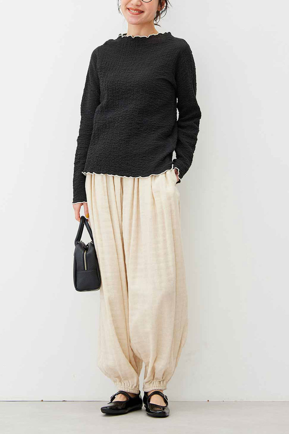 Live in  comfort|リブ イン コンフォート　ちょい足しでオシャレ度アップ！ コットン混のぽこぽこトップス〈ブラック〉