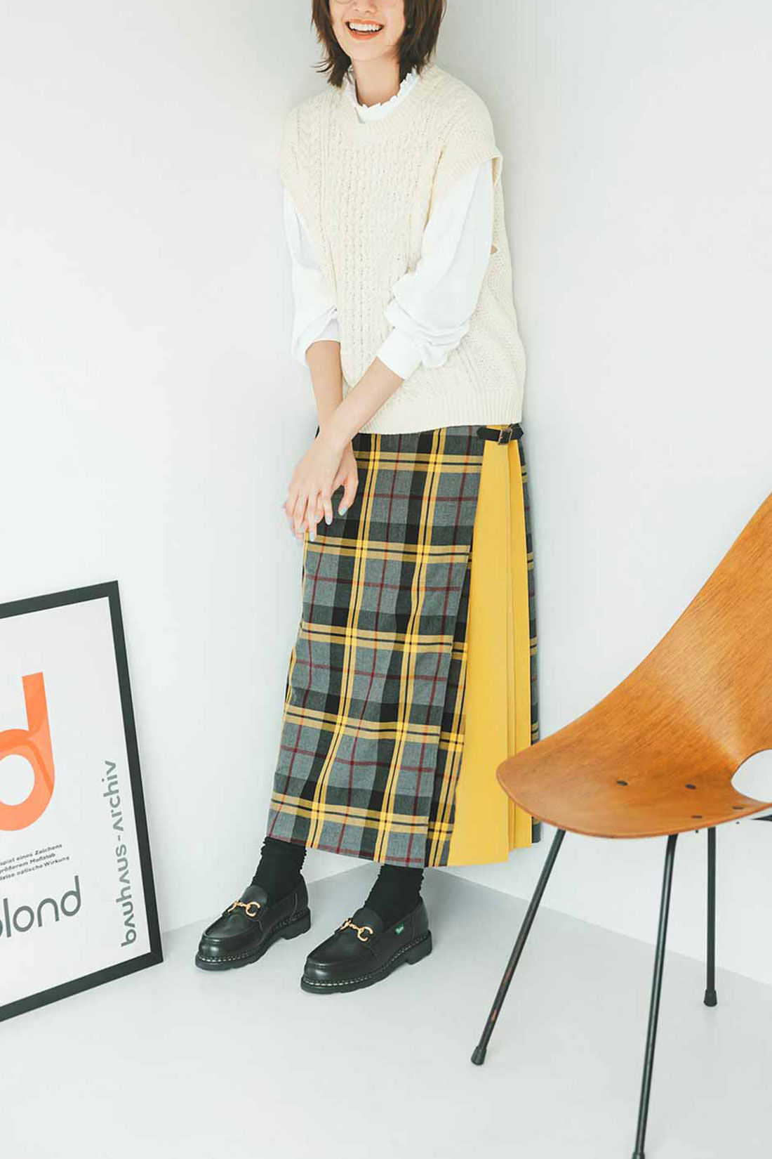 Live in  comfort|リブ イン コンフォート 人気スタイリスト 石上美津江さんとつくった 巻きスカート風チェックスカート〈グレー×マスタードイエロー〉