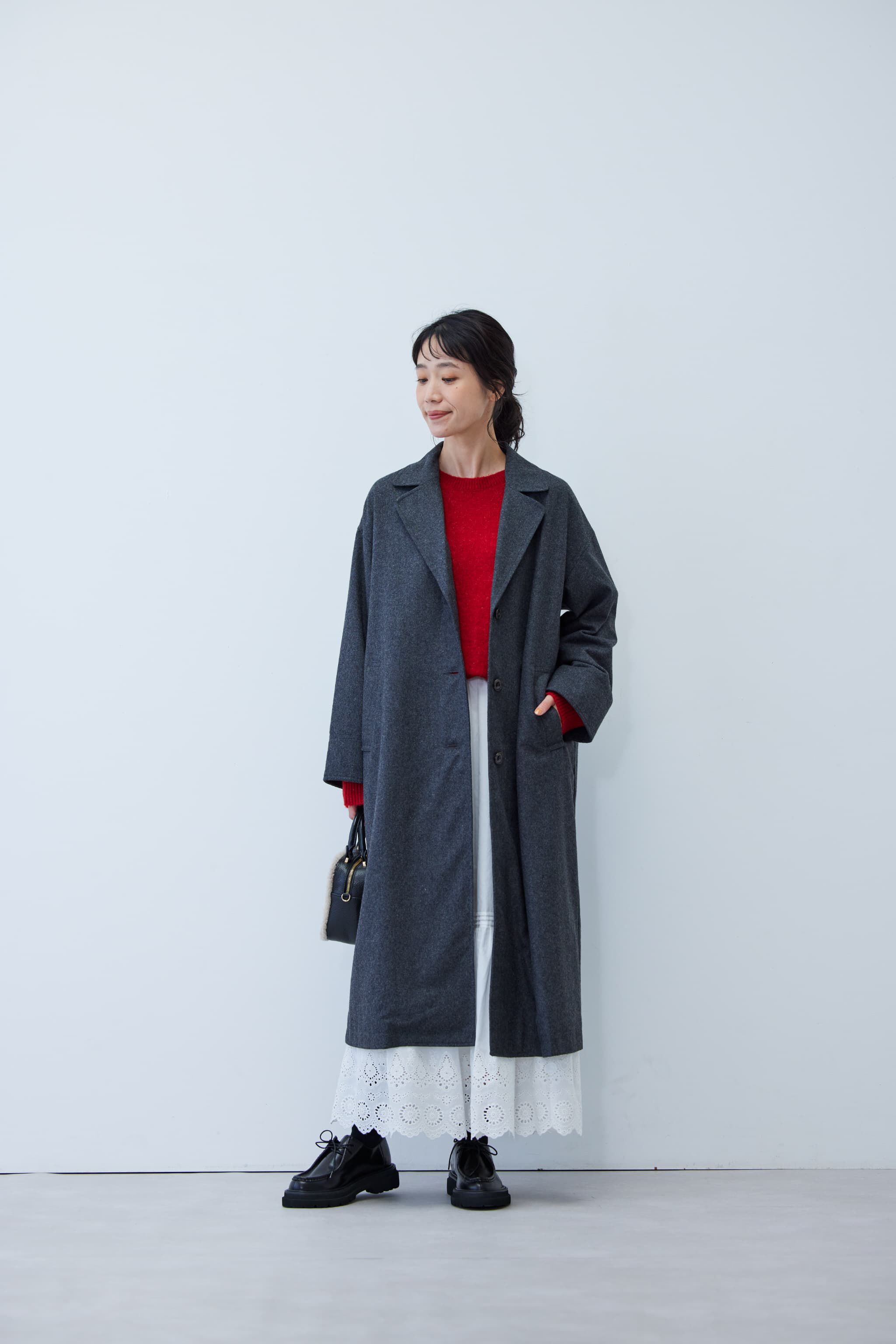 Live in  comfort|リブ　イン　コンフォート　長く愛せる　ウール混素材の上品ロングコート〈チャコールグレー〉