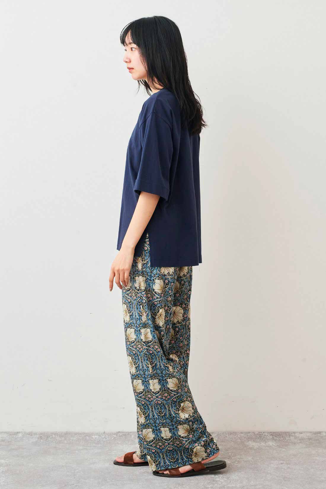 Live in  comfort|リブ イン コンフォート×500色の色えんぴつコラボ トルコオーガニックコットン五分袖Tシャツ