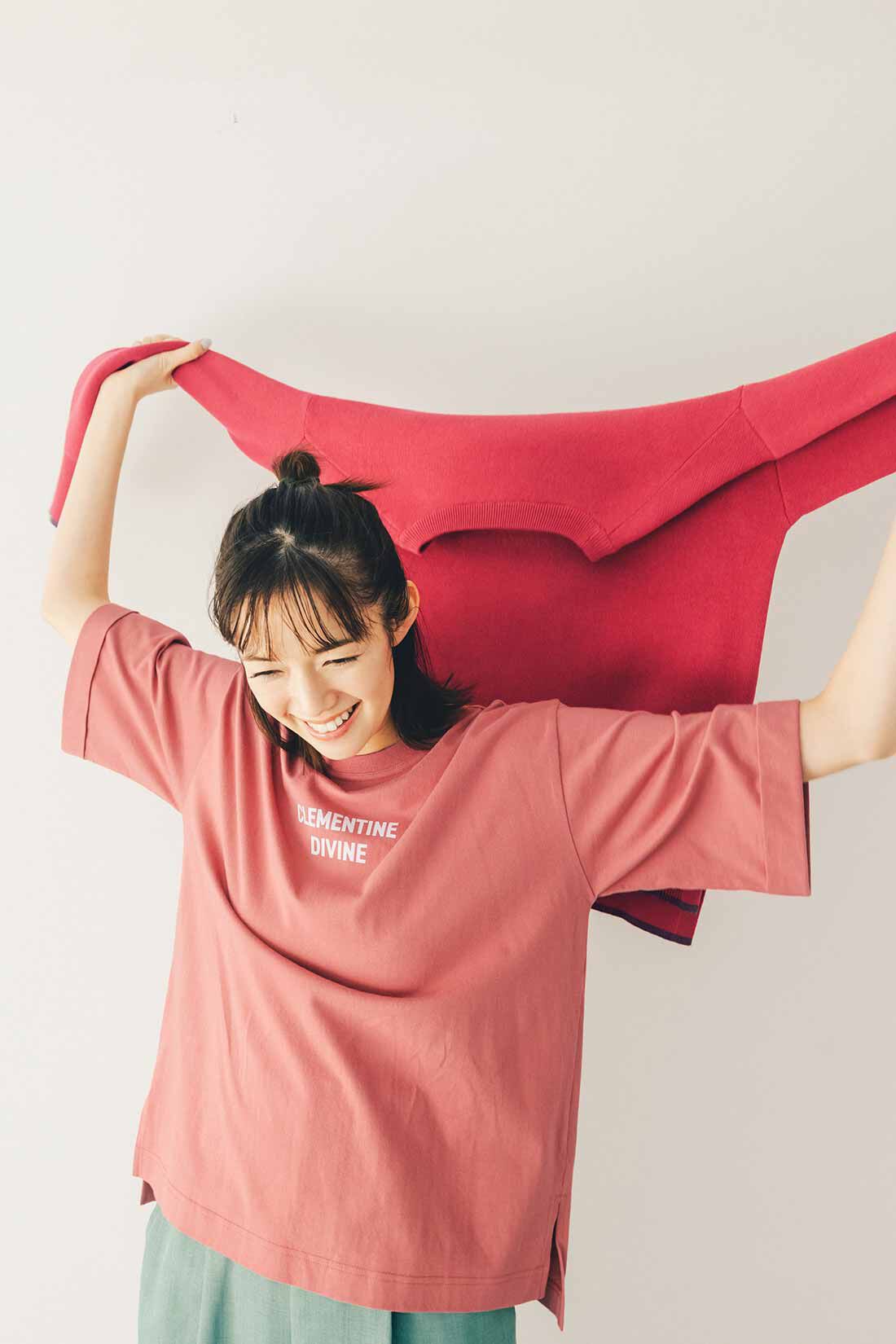Live in  comfort|リブ イン コンフォート×500色の色えんぴつコラボ トルコオーガニックコットン五分袖Tシャツ