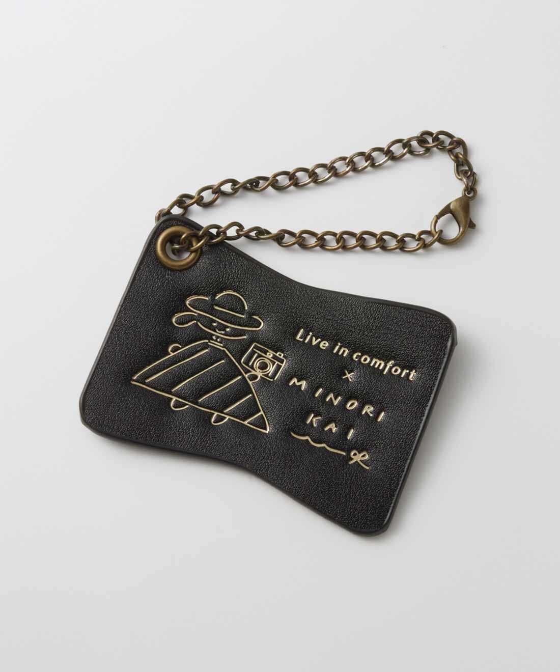 Live in  comfort|リブ イン コンフォート 文筆家甲斐みのりさんとつくった 2泊3日の旅行もおまかせ リュックに早変わりする 撥水（はっすい）3-WAYボストンバッグ〈ネイビー〉|甲斐さん直筆のオリジナルイラスト入りのチャーム付き