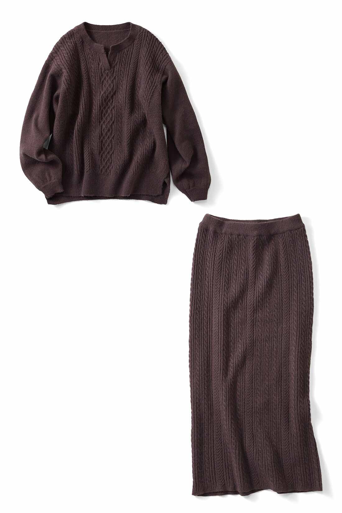Live in  comfort|リブ イン コンフォート くぼっち★とコラボ 上品ケーブル編みニットトップス＆スカートセットアップ〈チョコレートブラウン〉