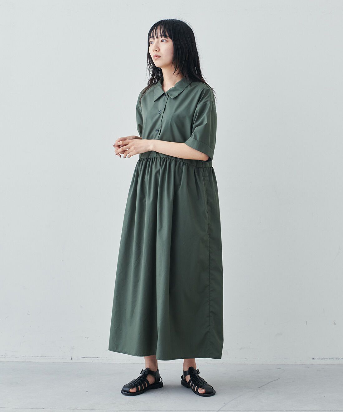 Live in  comfort|リブ イン コンフォート シンプルライフ研究家 マキさんとつくった お出かけ顔の撥水（はっすい）素材シャツワンピース